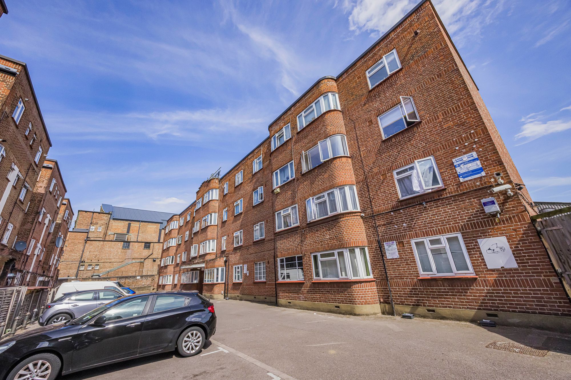2 bed flat for sale in Bridge Court, Lea Bridge Road, Leyton, E10  - Property Image 1