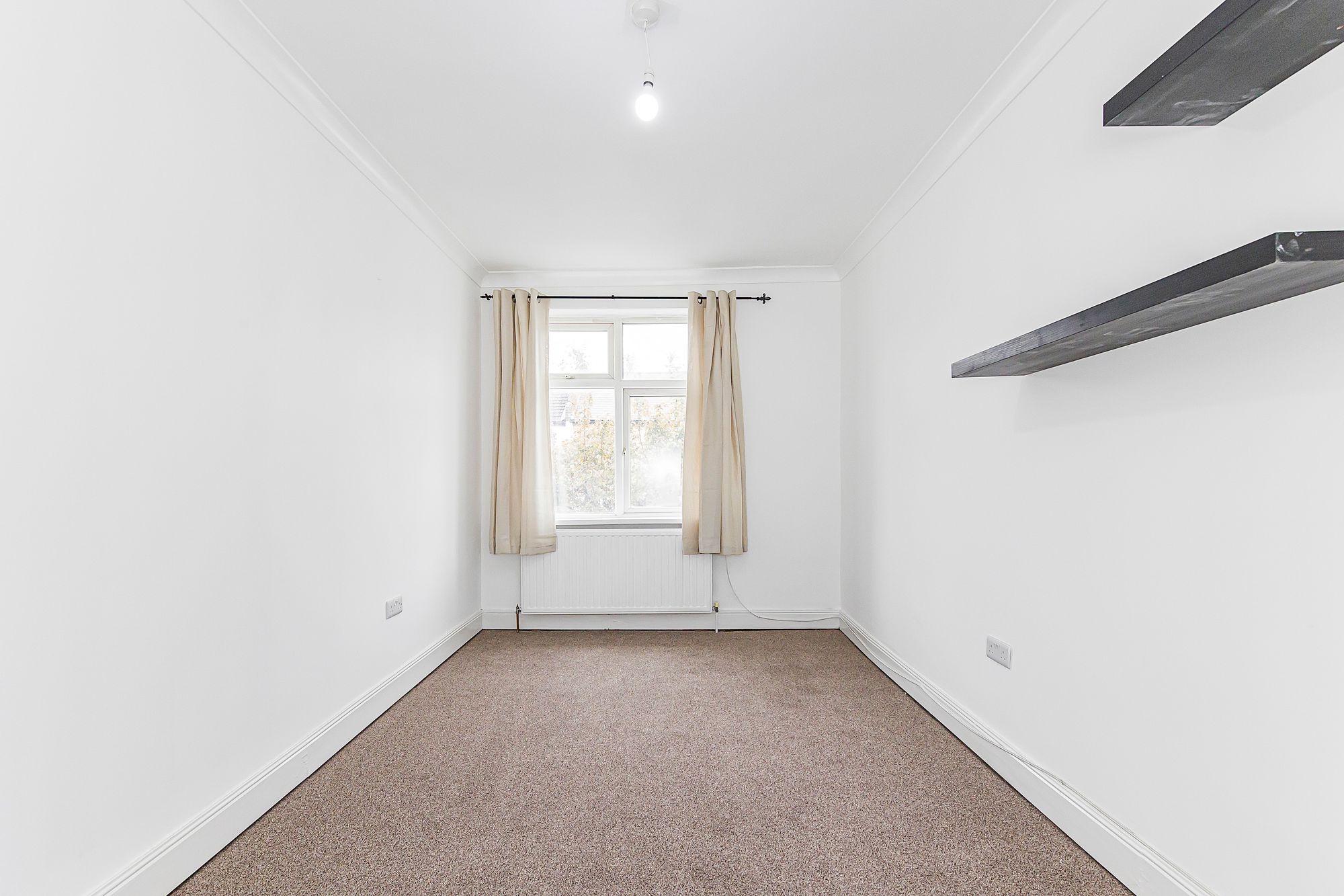 3 bed house to rent in Ashville Road, Leytonstone, E11 4