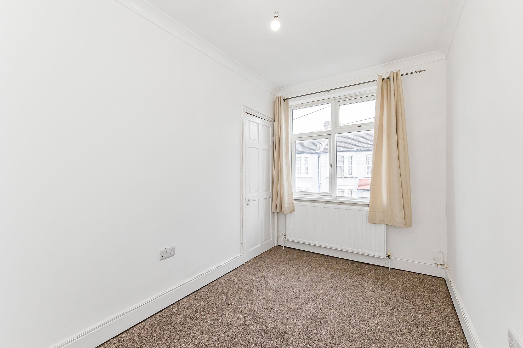 3 bed house to rent in Ashville Road, Leytonstone, E11  - Property Image 6