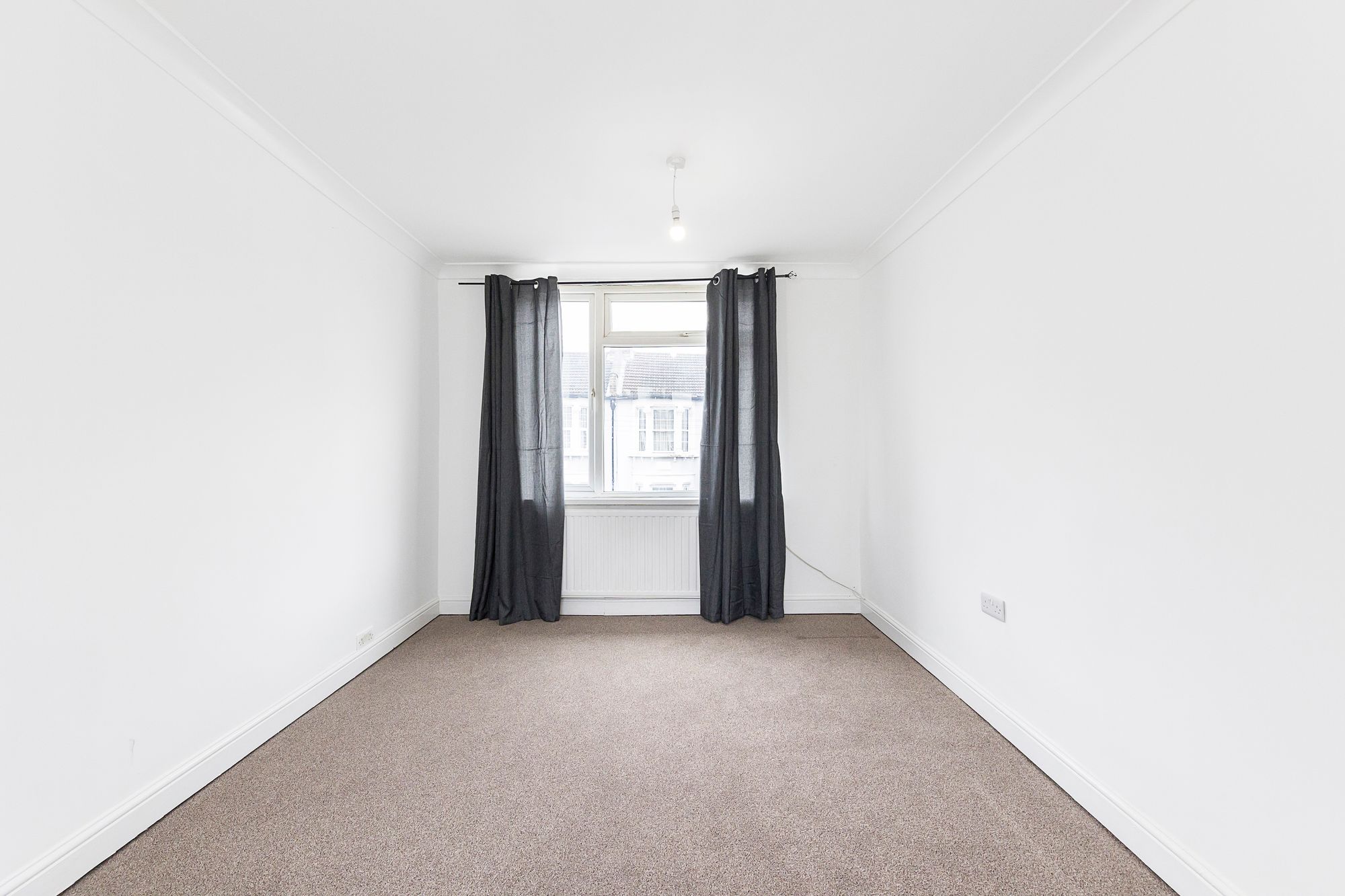 3 bed house to rent in Ashville Road, Leytonstone, E11  - Property Image 11