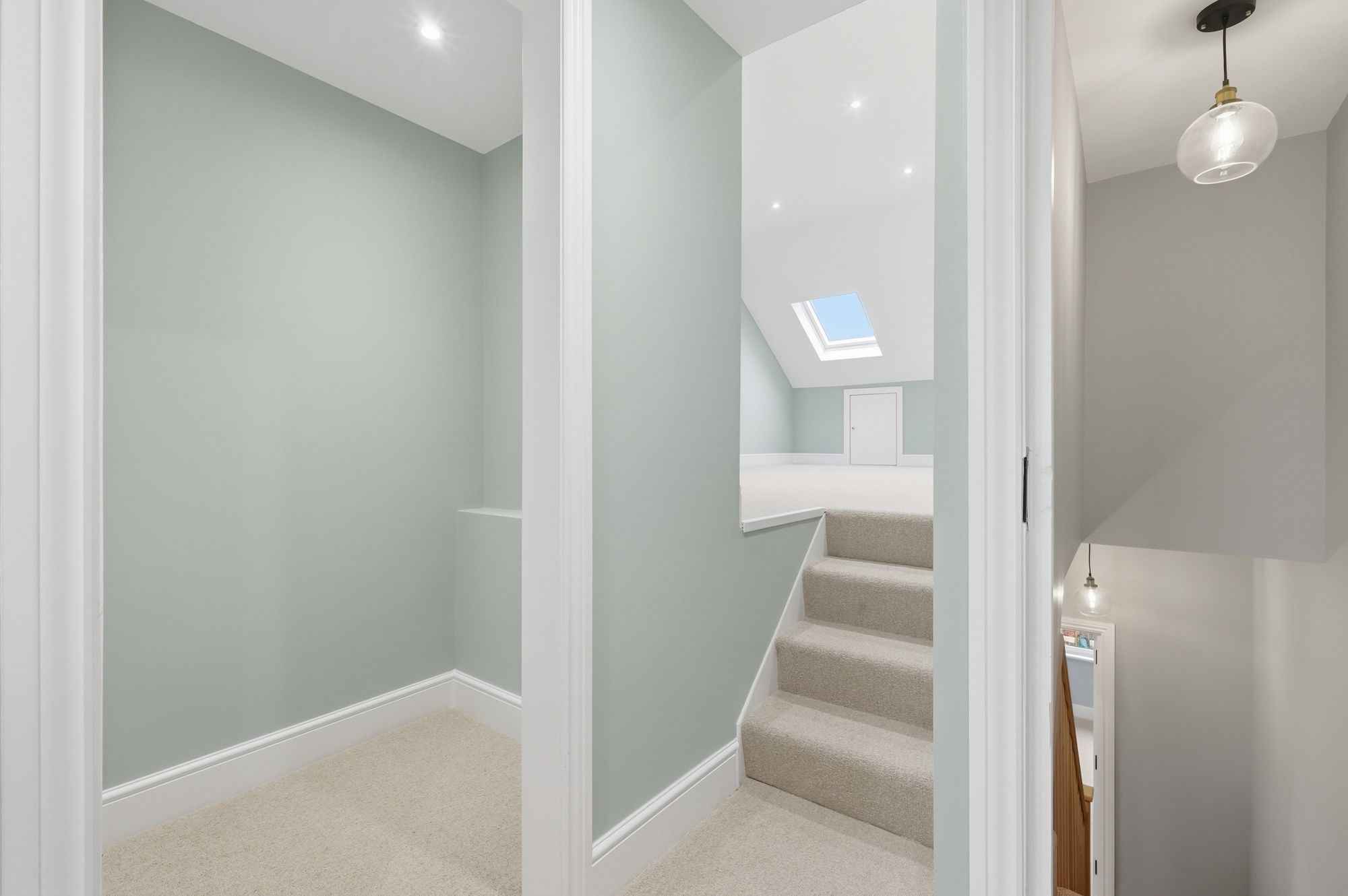 4 bed mid-terraced house for sale in St. Marys Road, Leyton, E10 35