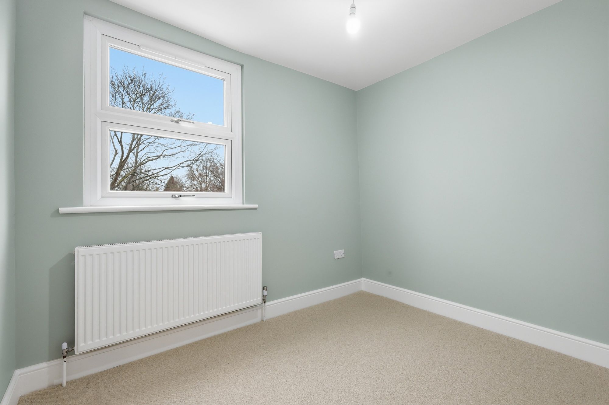 4 bed mid-terraced house for sale in St. Marys Road, Leyton, E10 26