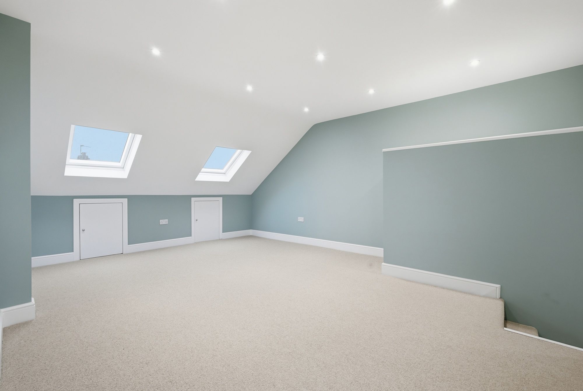 4 bed mid-terraced house for sale in St. Marys Road, Leyton, E10 32