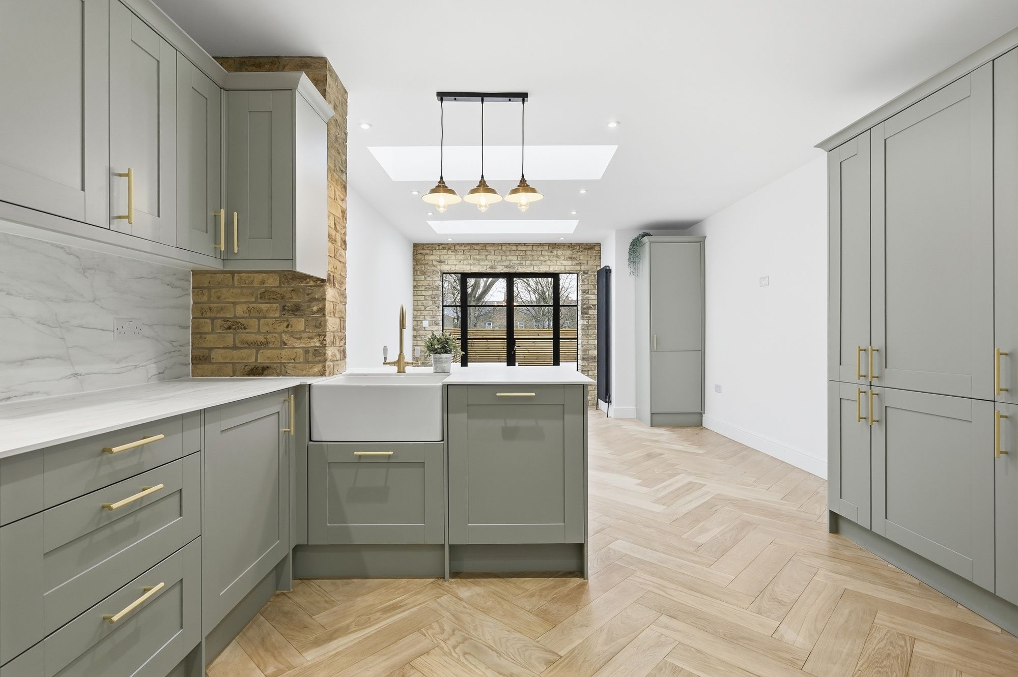 4 bed mid-terraced house for sale in St. Marys Road, Leyton, E10  - Property Image 15