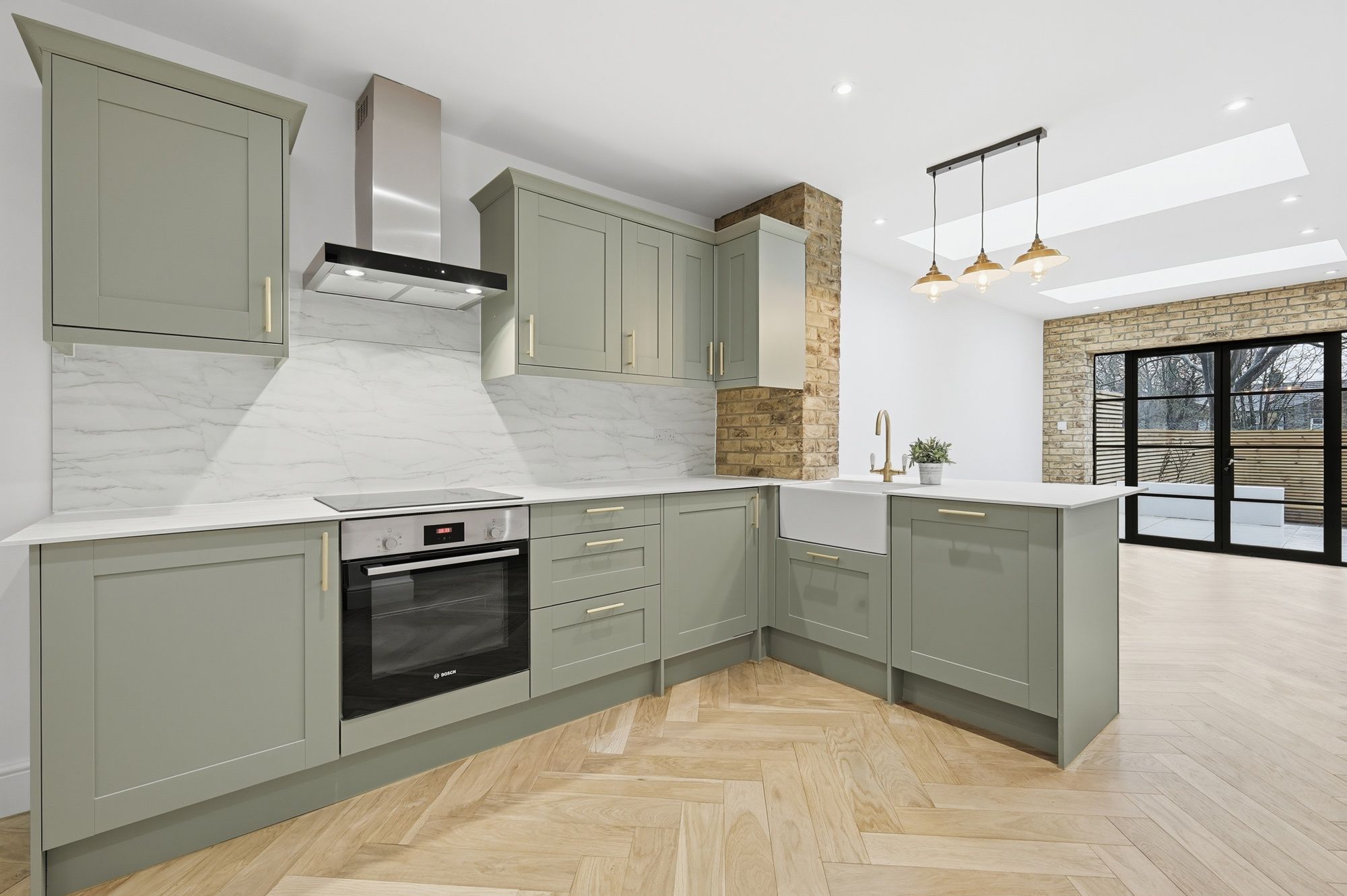 4 bed mid-terraced house for sale in St. Marys Road, Leyton, E10  - Property Image 12