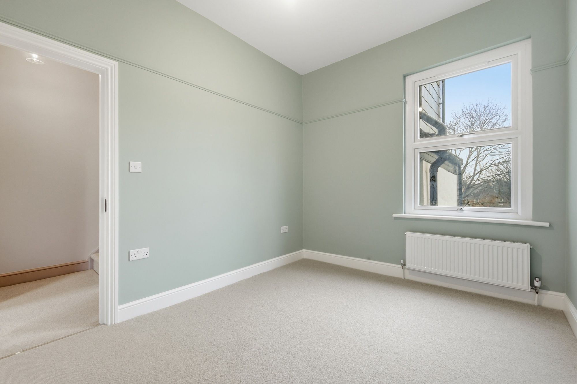 4 bed mid-terraced house for sale in St. Marys Road, Leyton, E10  - Property Image 28