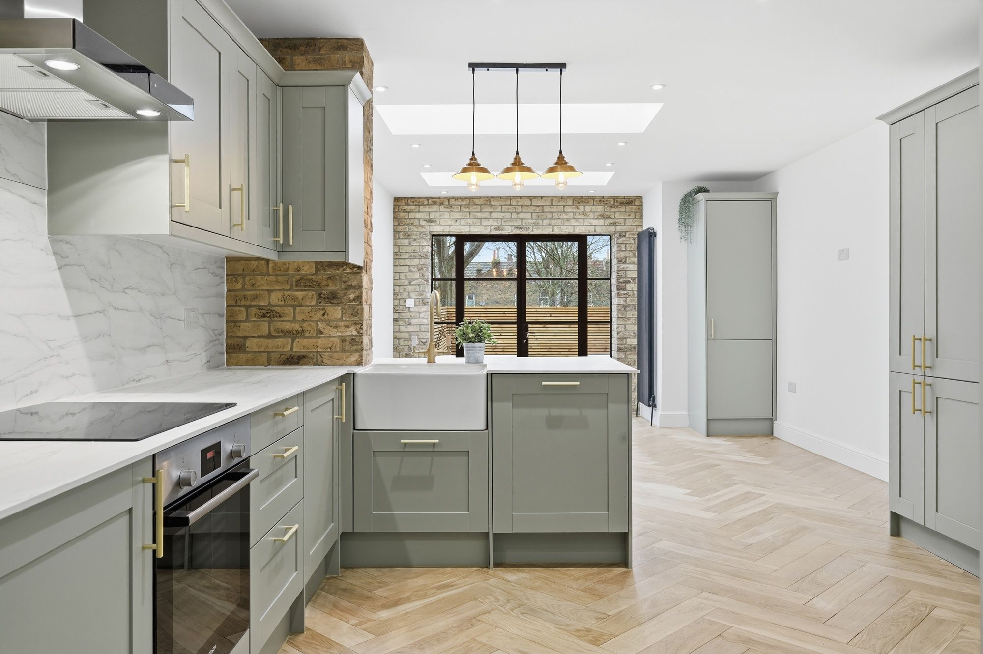 4 bed mid-terraced house for sale in St. Marys Road, Leyton, E10  - Property Image 11