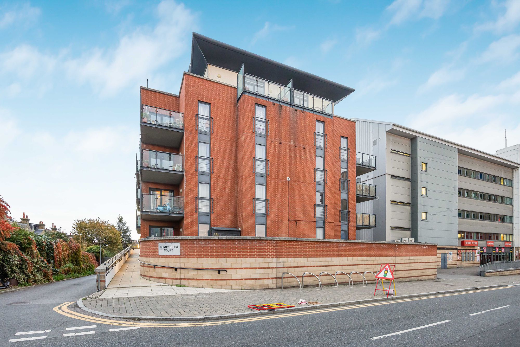 1 bed apartment for sale in Cunningham Court, Oliver Road, Leyton, E10