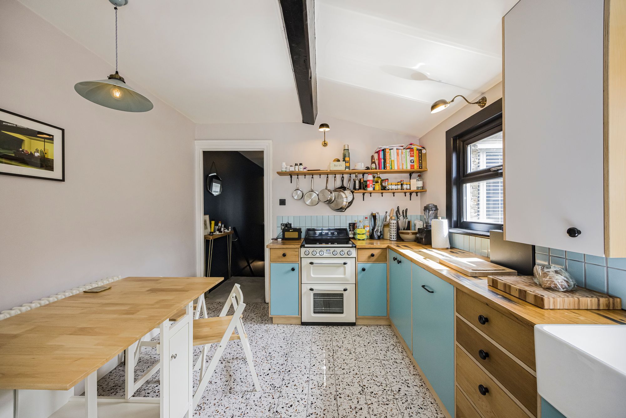 2 bed flat for sale in Francis Road, Leyton, E10 3