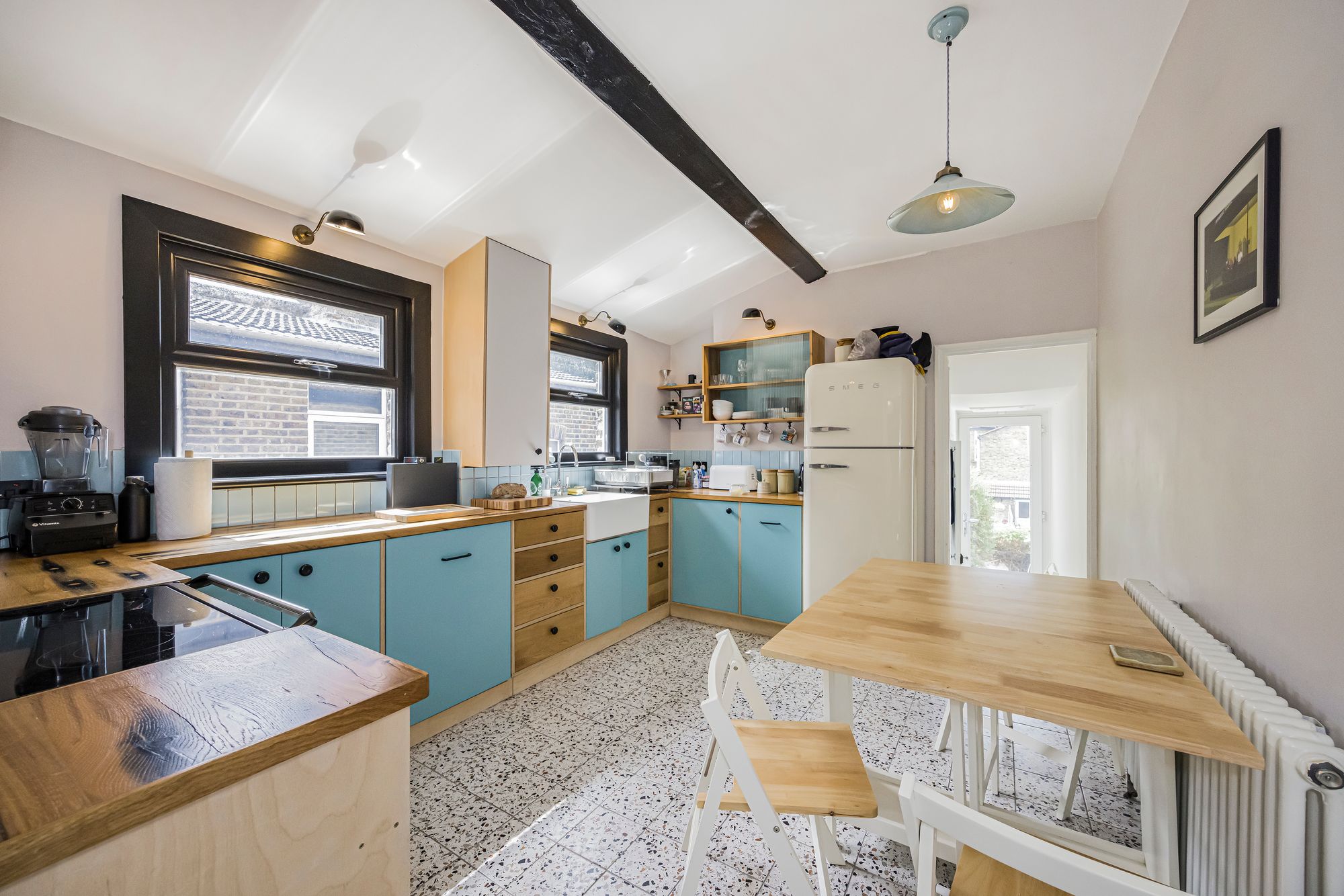 2 bed flat for sale in Francis Road, Leyton, E10  - Property Image 5