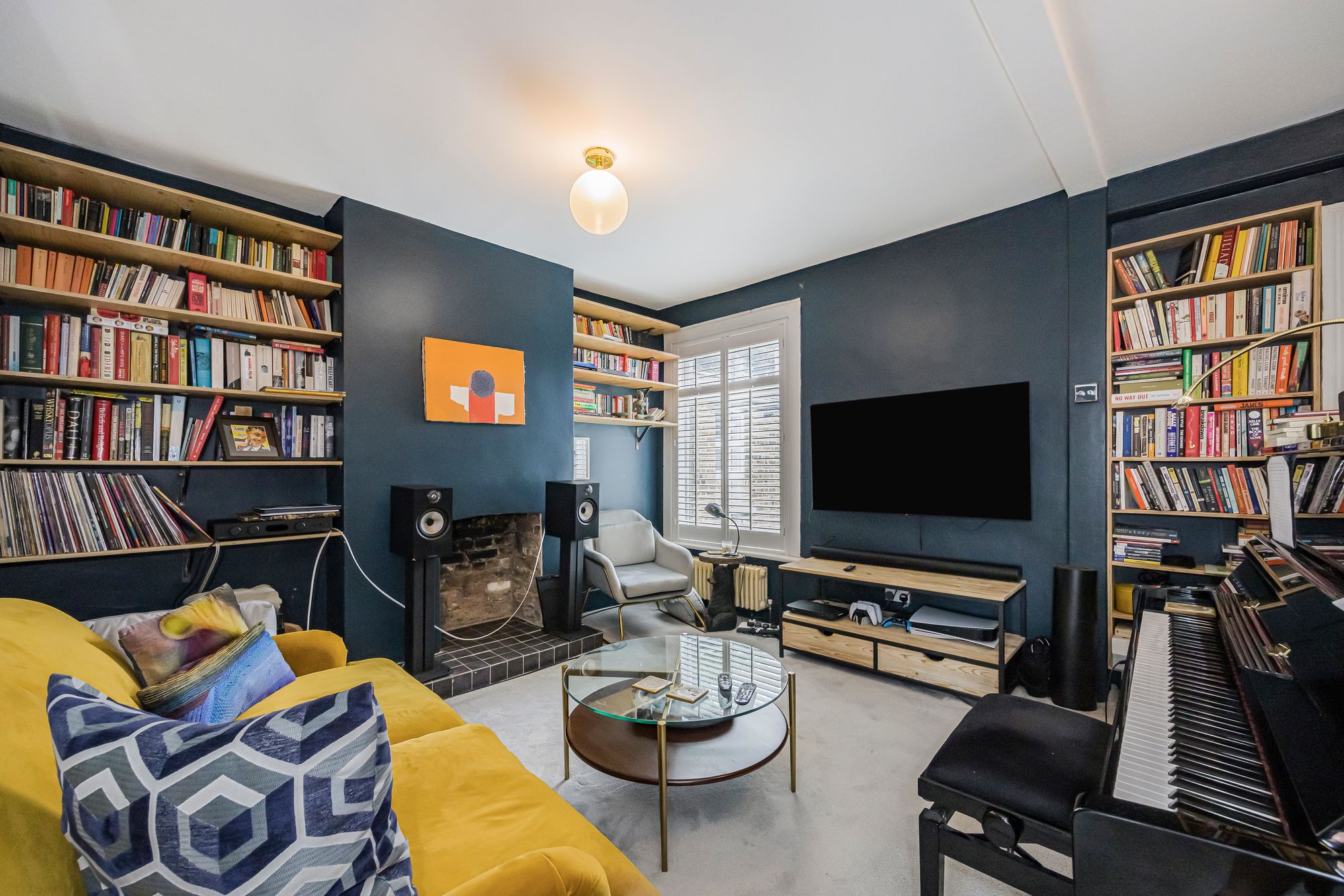 2 bed flat for sale in Francis Road, Leyton, E10  - Property Image 9