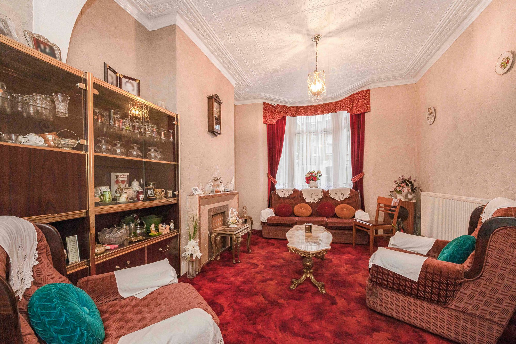 3 bed mid-terraced house for sale in Millais Road, Leytonstone, E11  - Property Image 2