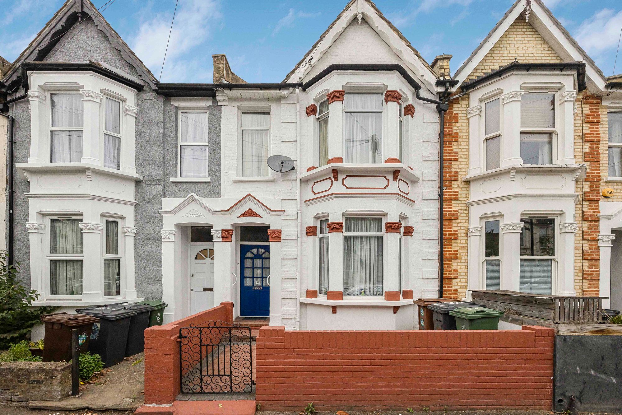 3 bed mid-terraced house for sale in Millais Road, Leytonstone, E11  - Property Image 1