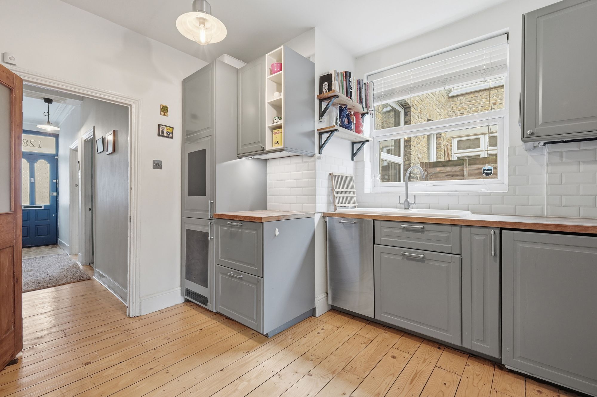 2 bed ground floor flat for sale in Murchison Road, Leyton, E10  - Property Image 9