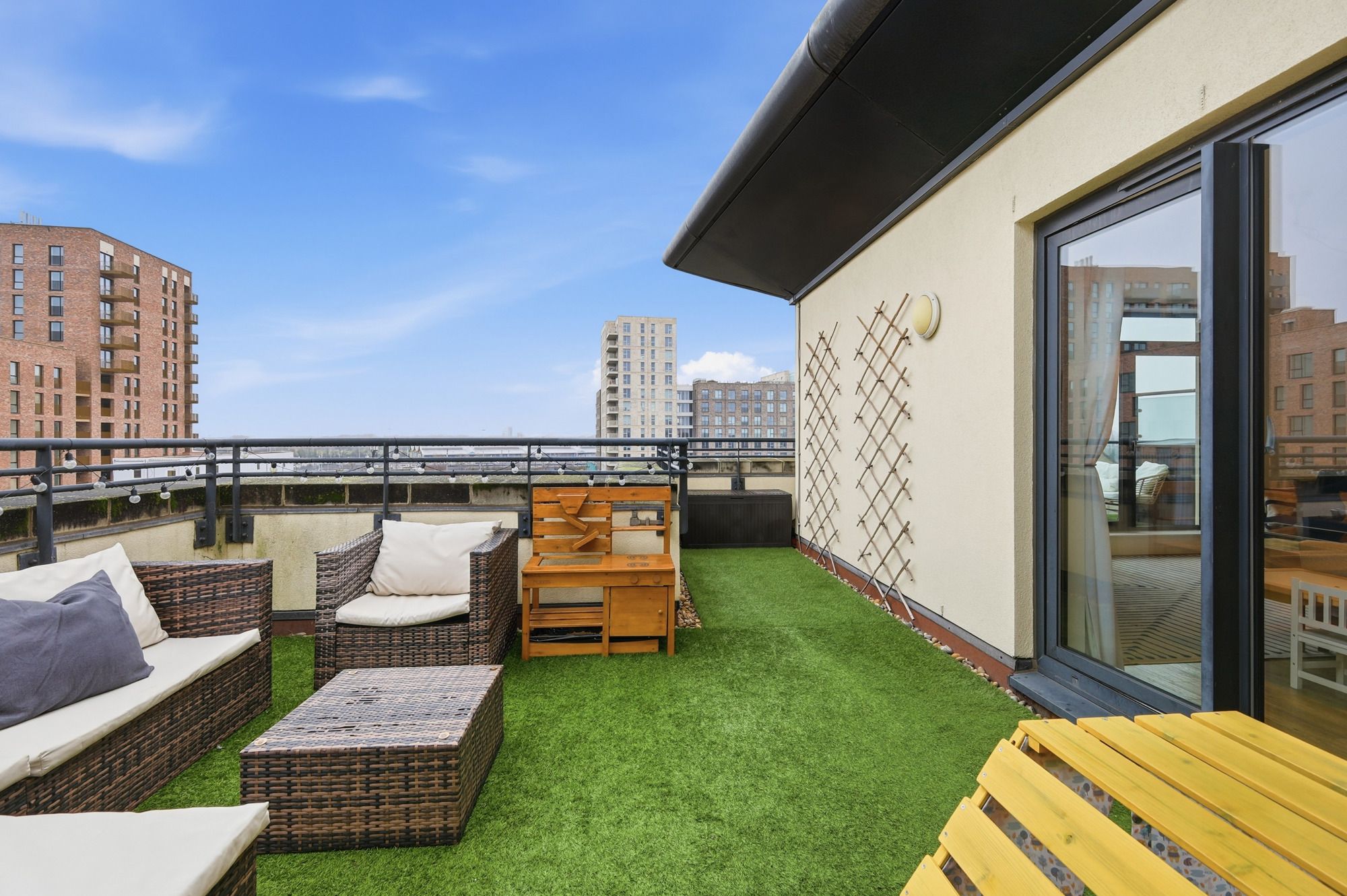 2 bed apartment for sale in Oliver Road, Cunningham Court, E10 9