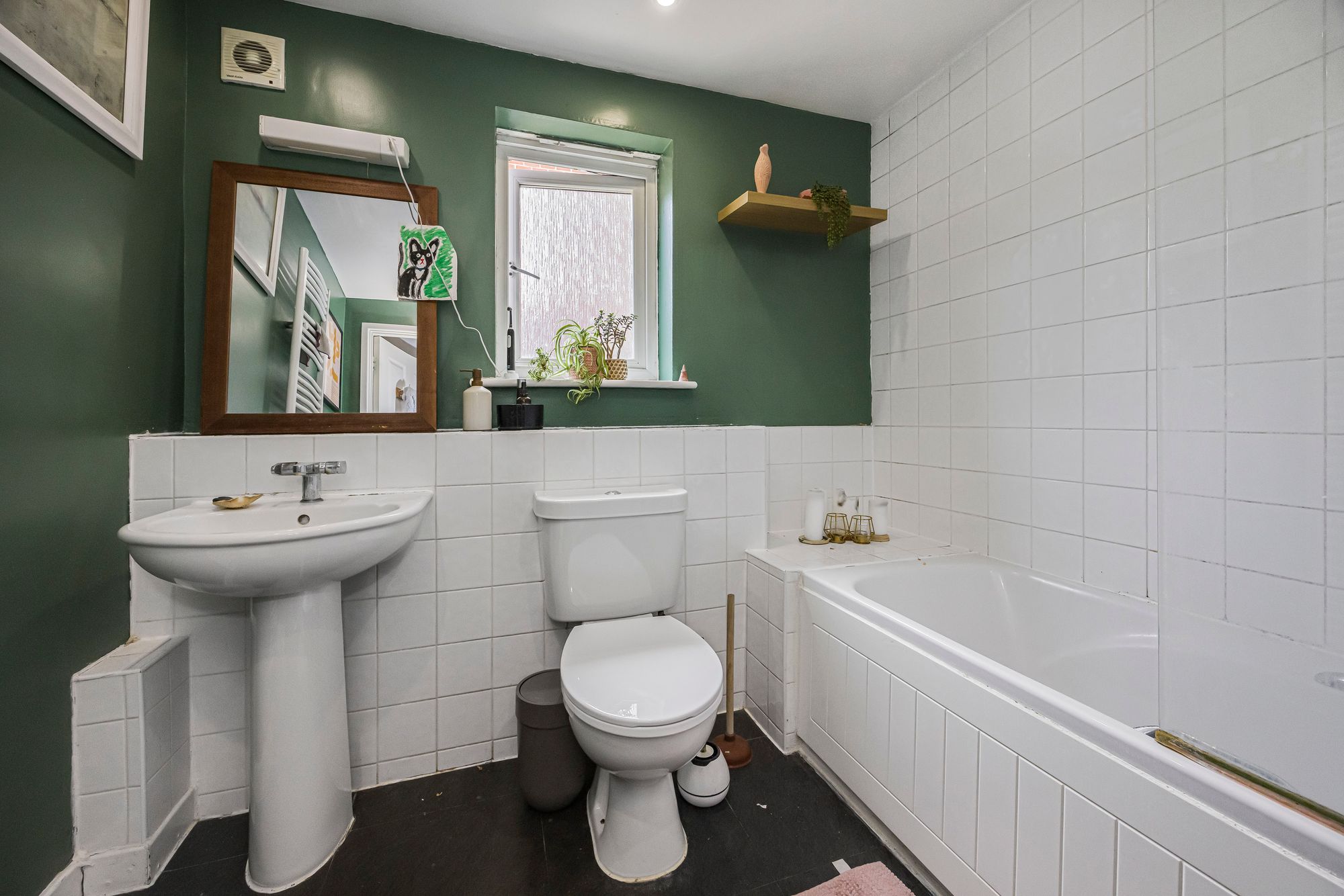 1 bed flat for sale in Campion Road, Rose Court, E10 8