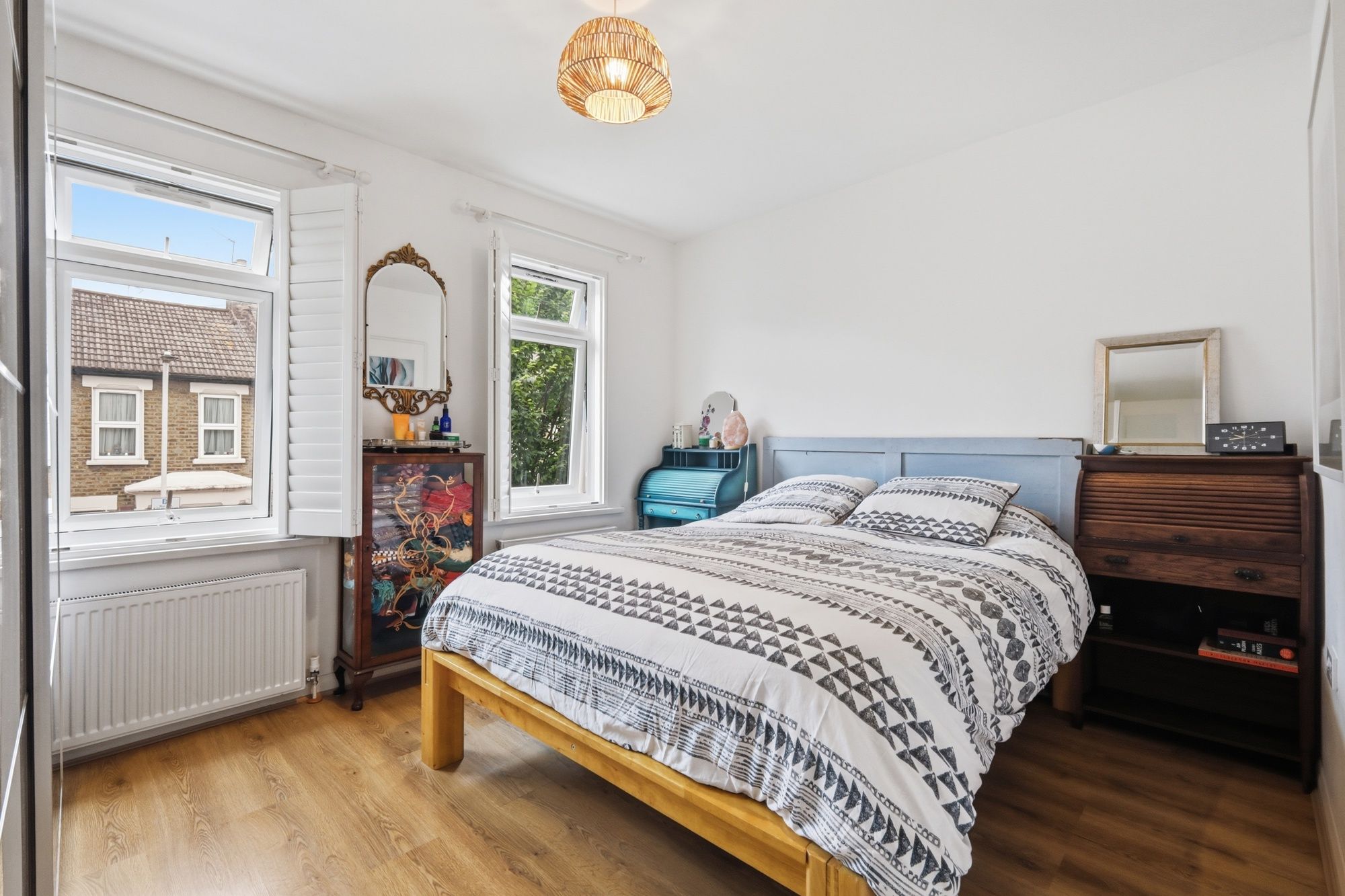 2 bed terraced house for sale in White Road, Stratford, E15  - Property Image 13
