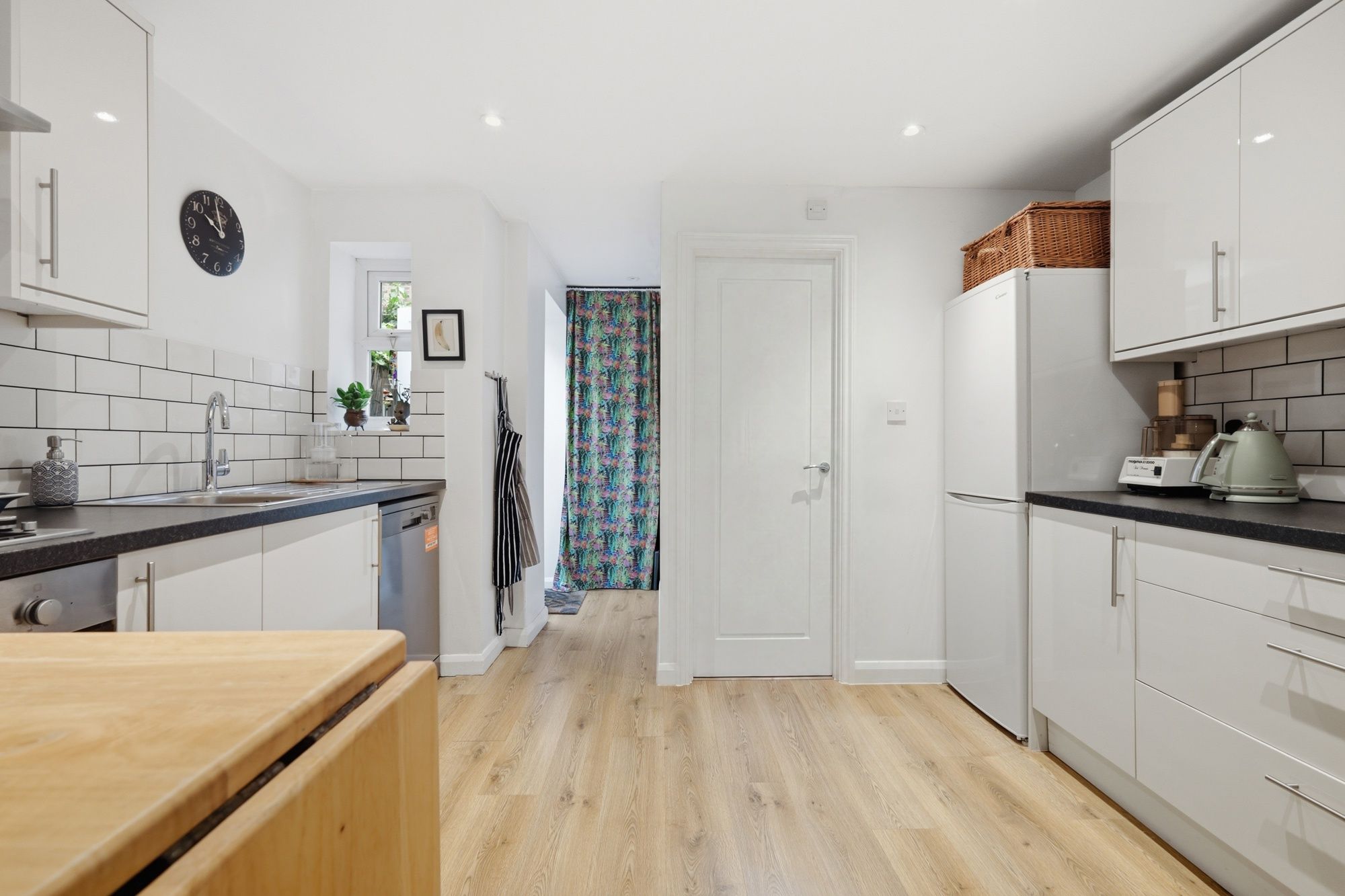 2 bed terraced house for sale in White Road, Stratford, E15  - Property Image 8
