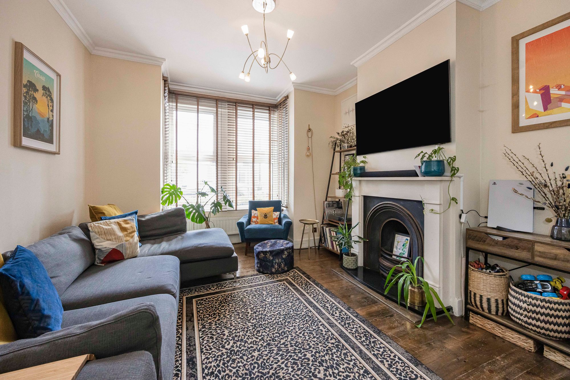 3 bed terraced house for sale in Belgrave Road, Leyton, E10  - Property Image 7