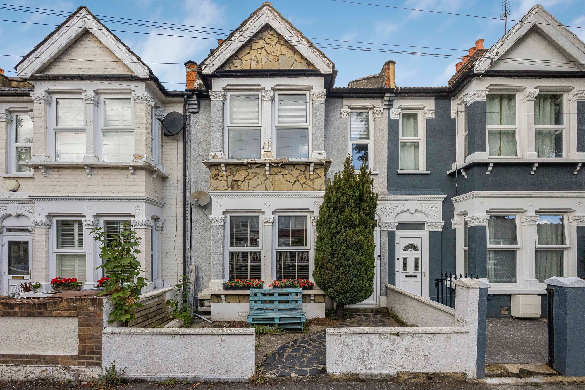 3 bed terraced house for sale in Belgrave Road, Leyton, E10 - Property Image 1