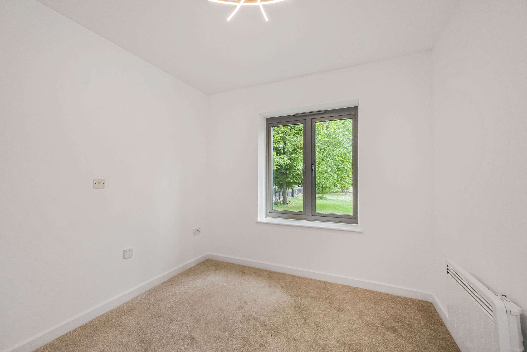 2 bed flat for sale in St. Dunstans Mews, London, E1  - Property Image 8
