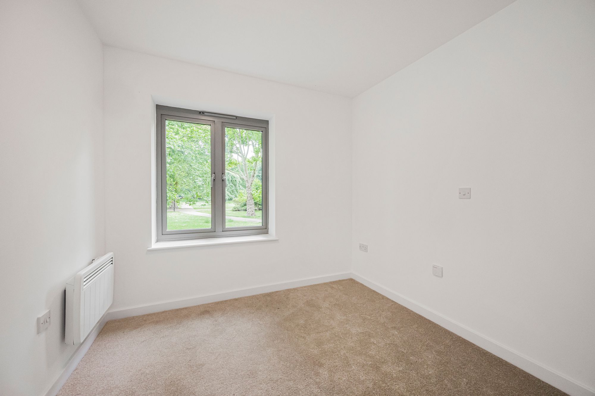 2 bed flat for sale in St. Dunstans Mews, London, E1  - Property Image 10