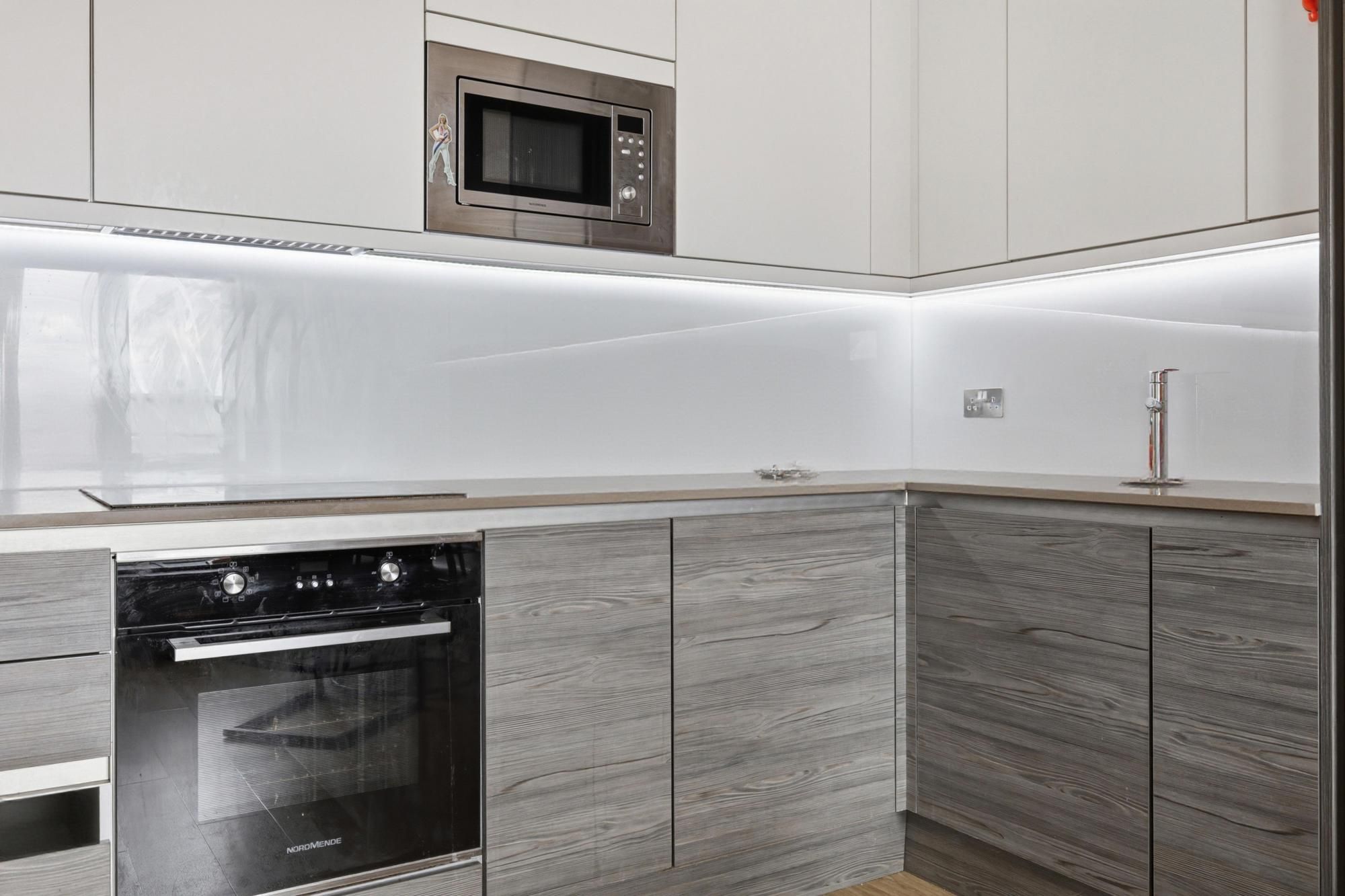1 bed apartment for sale in Bevan Court, Tallack Road, Leyton, E10 3