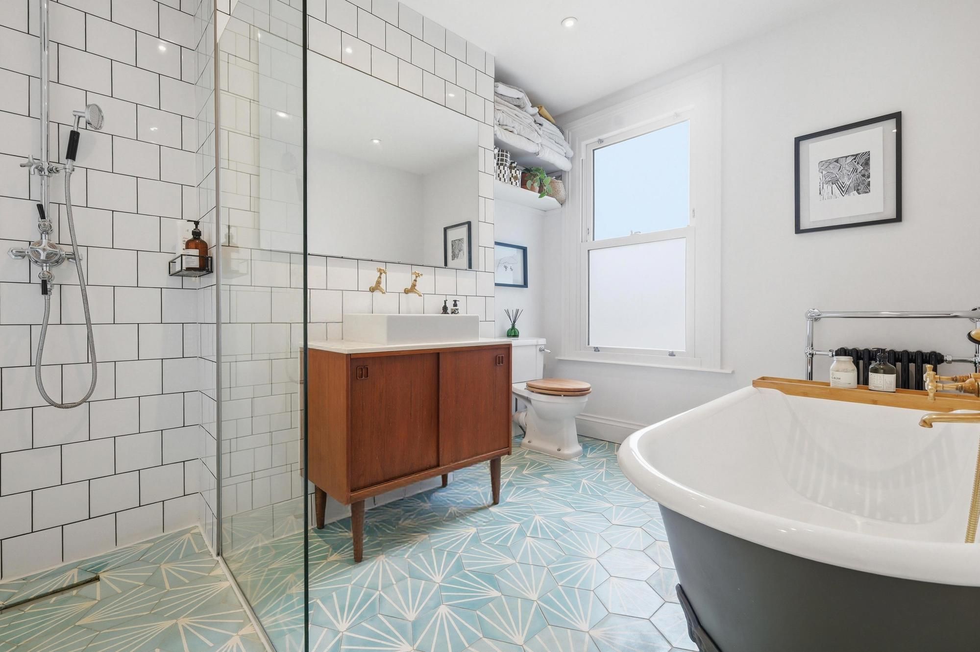 4 bed terraced house for sale in Waterloo Road, Leyton, E10 15