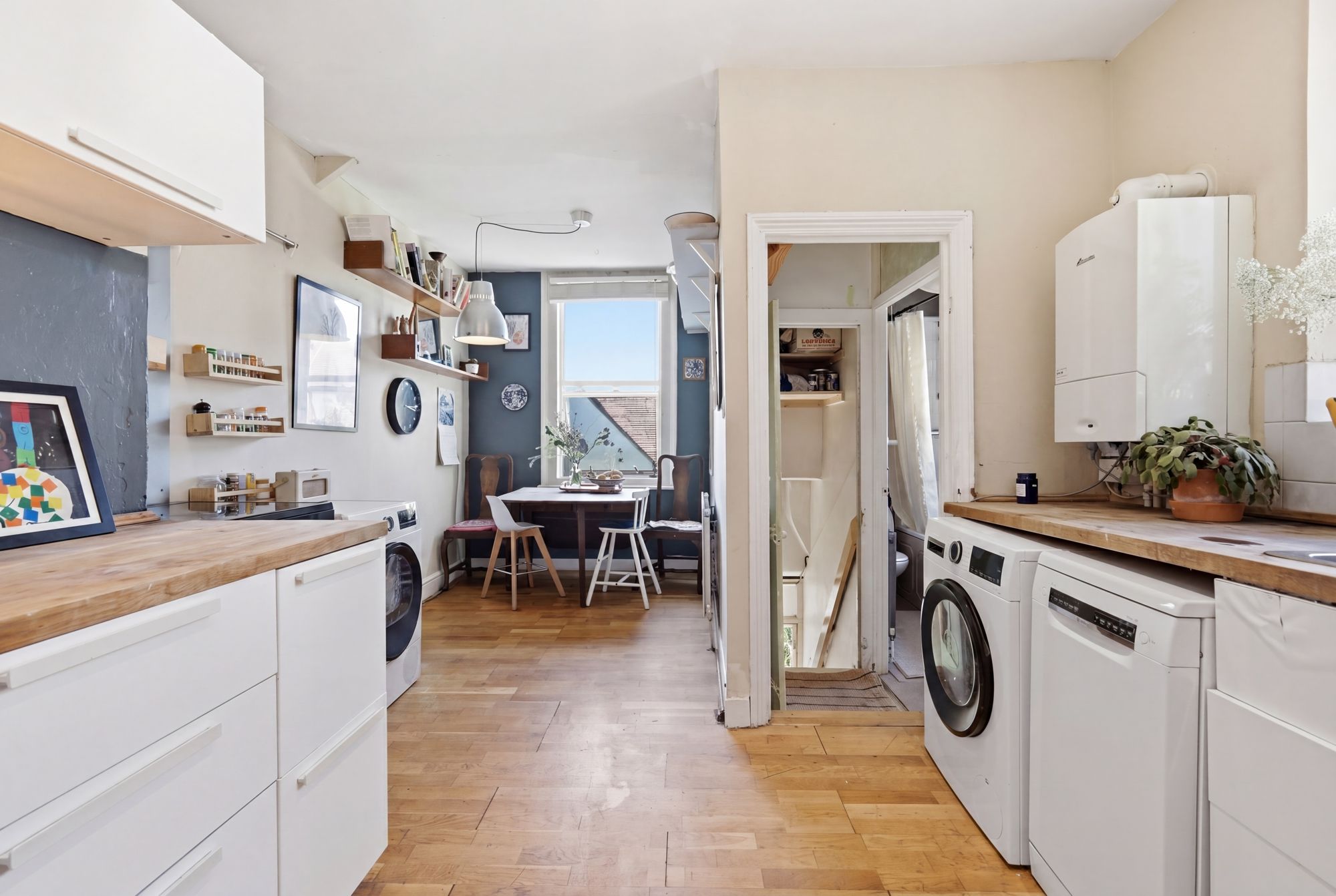 3 bed flat for sale in Murchison Road, Leyton, E10  - Property Image 3