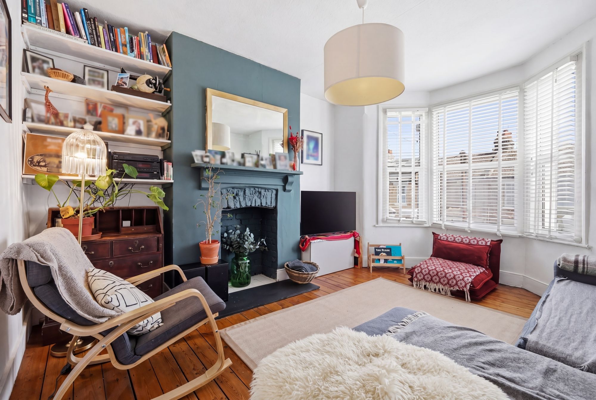 3 bed flat for sale in Murchison Road, Leyton, E10  - Property Image 2
