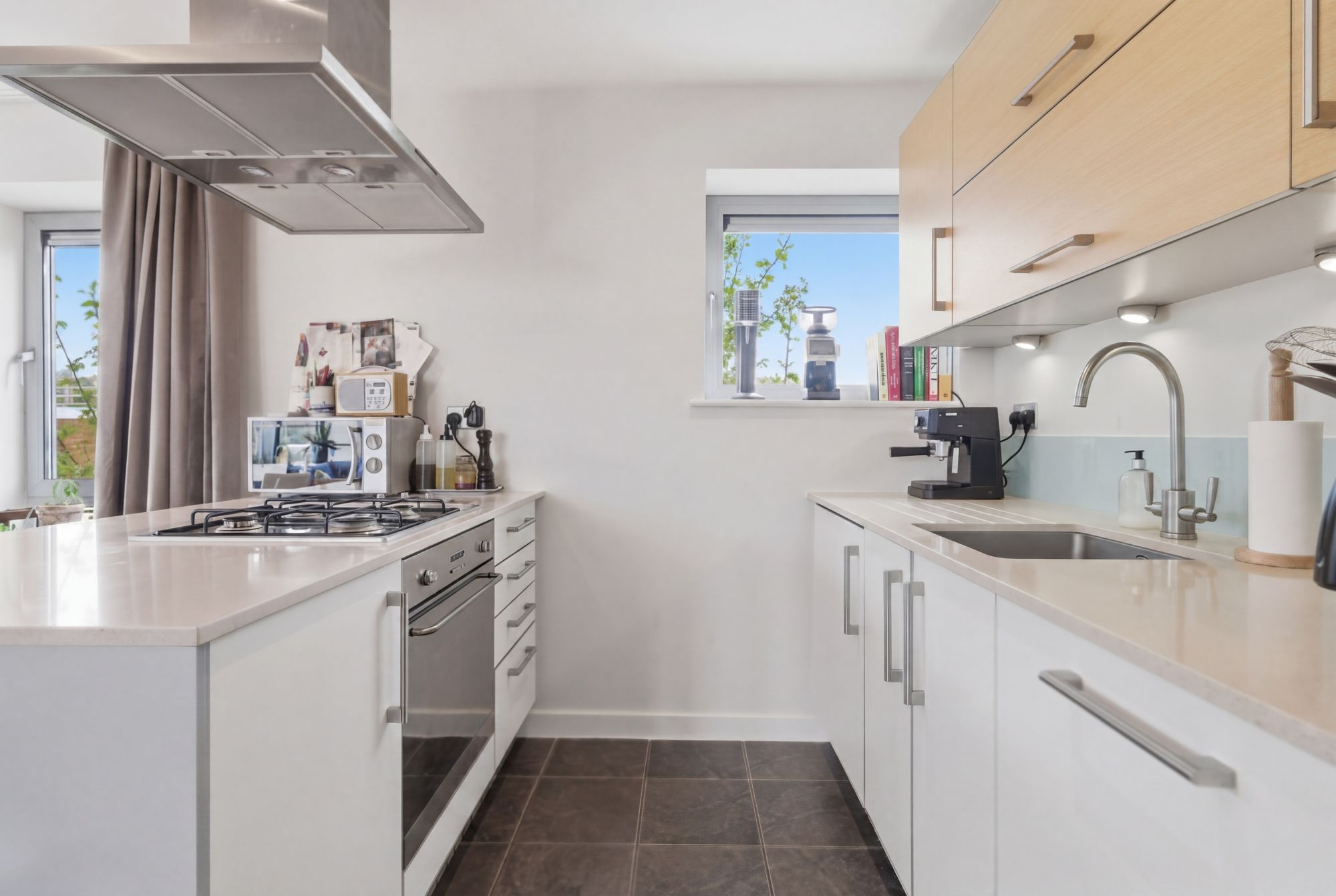 2 bed flat for sale in Chapel Court, Rosedene Terrace, Leyton, E10  - Property Image 8