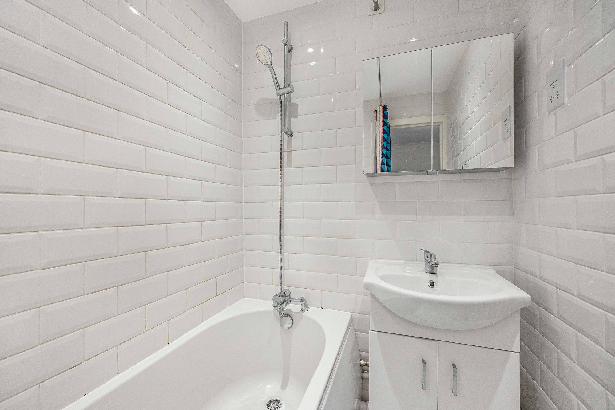 2 bed flat for sale in High Road Leyton, John Strype Court High Road Leyton, E10  - Property Image 12