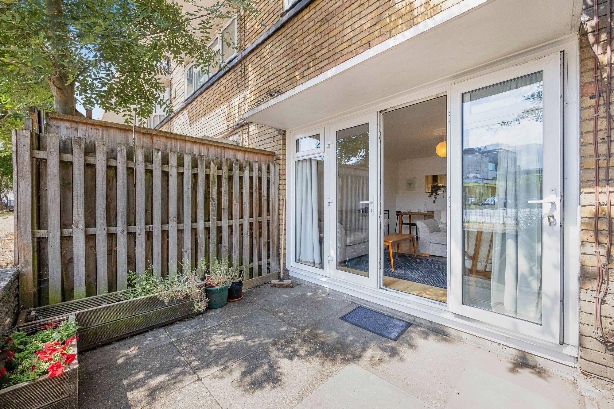 2 bed flat for sale in High Road Leyton, John Strype Court High Road Leyton, E10  - Property Image 4