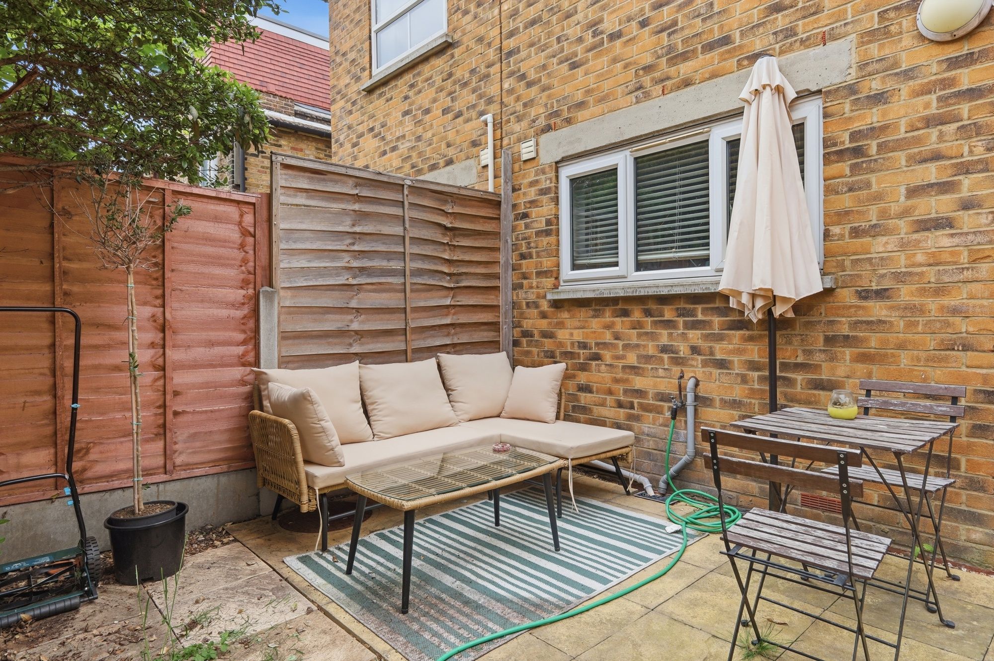 4 bed mid-terraced house for sale in Sidmouth Road, London, E10  - Property Image 16