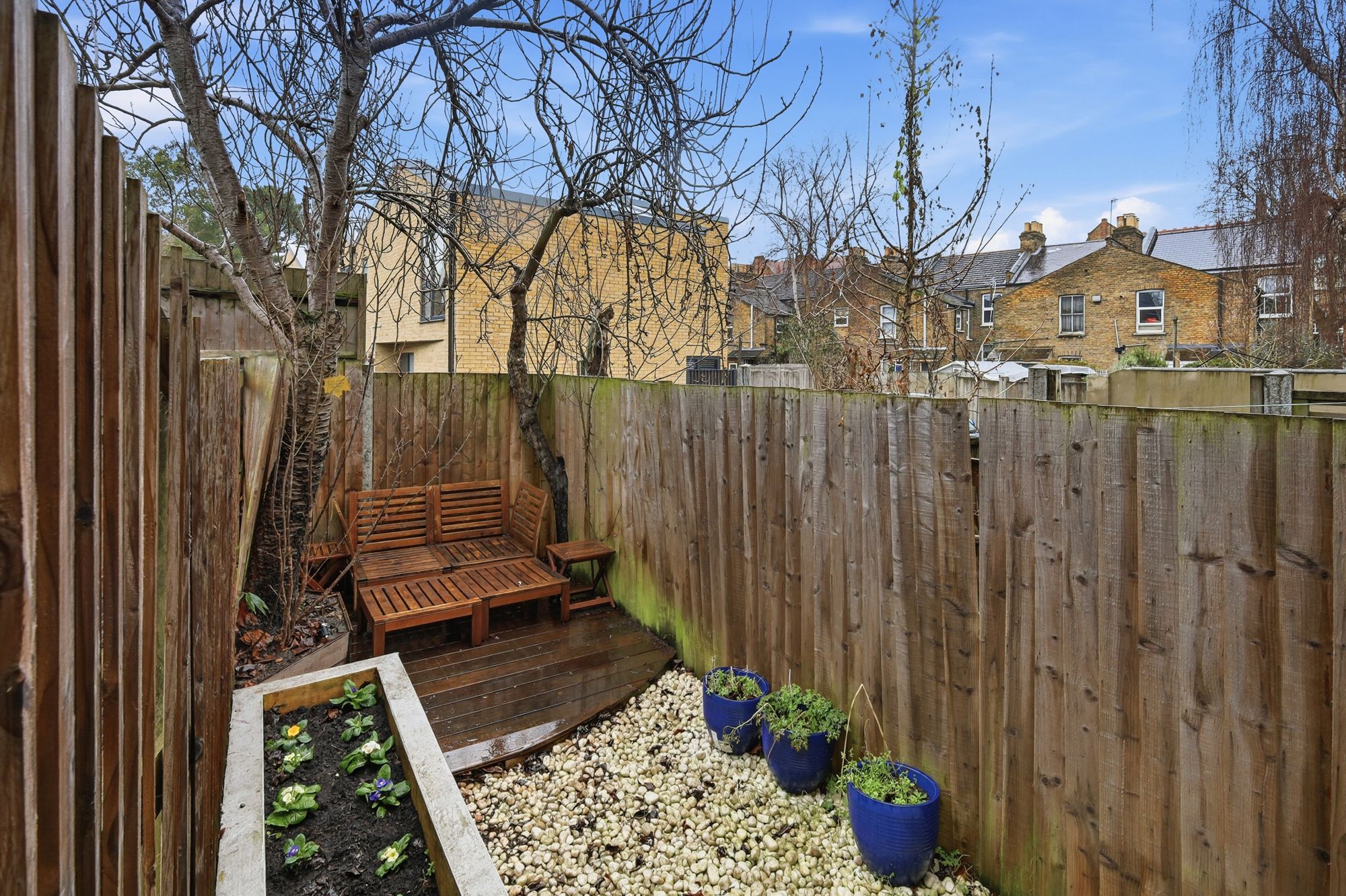 2 bed flat for sale in Francis Road, Leyton, E10 18