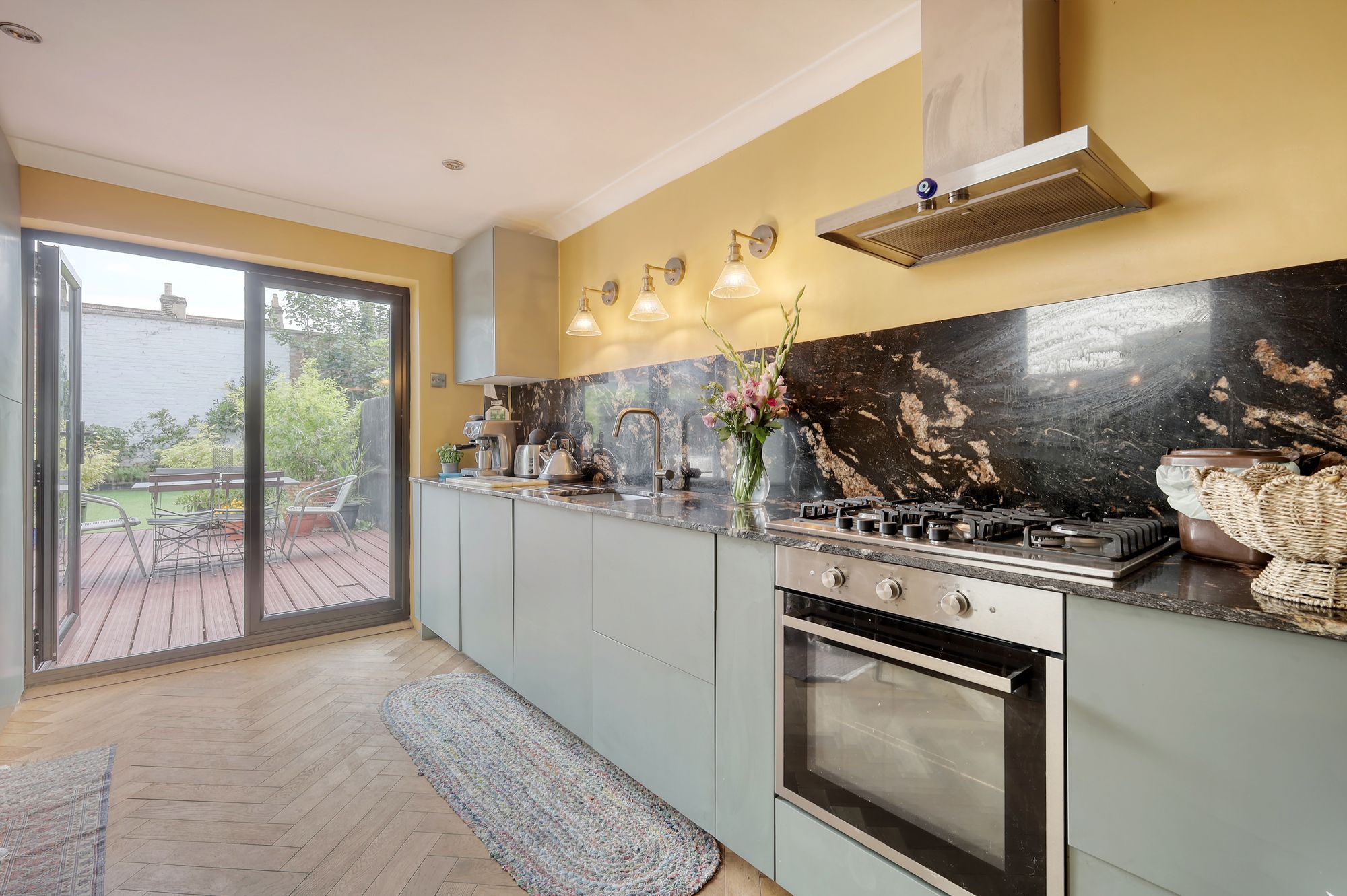 4 bed house for sale in Radlix Road, London, E10  - Property Image 9