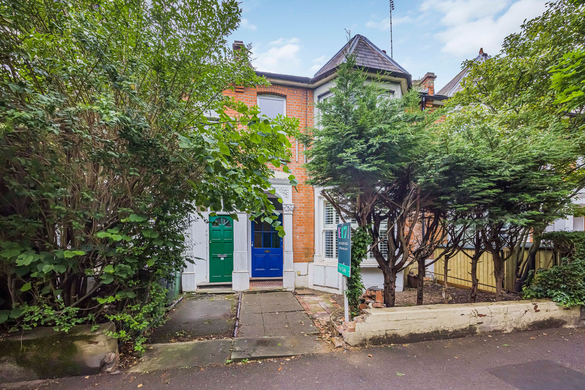 2 bed flat for sale in Addison Road, Walthamstow, E17  - Property Image 1