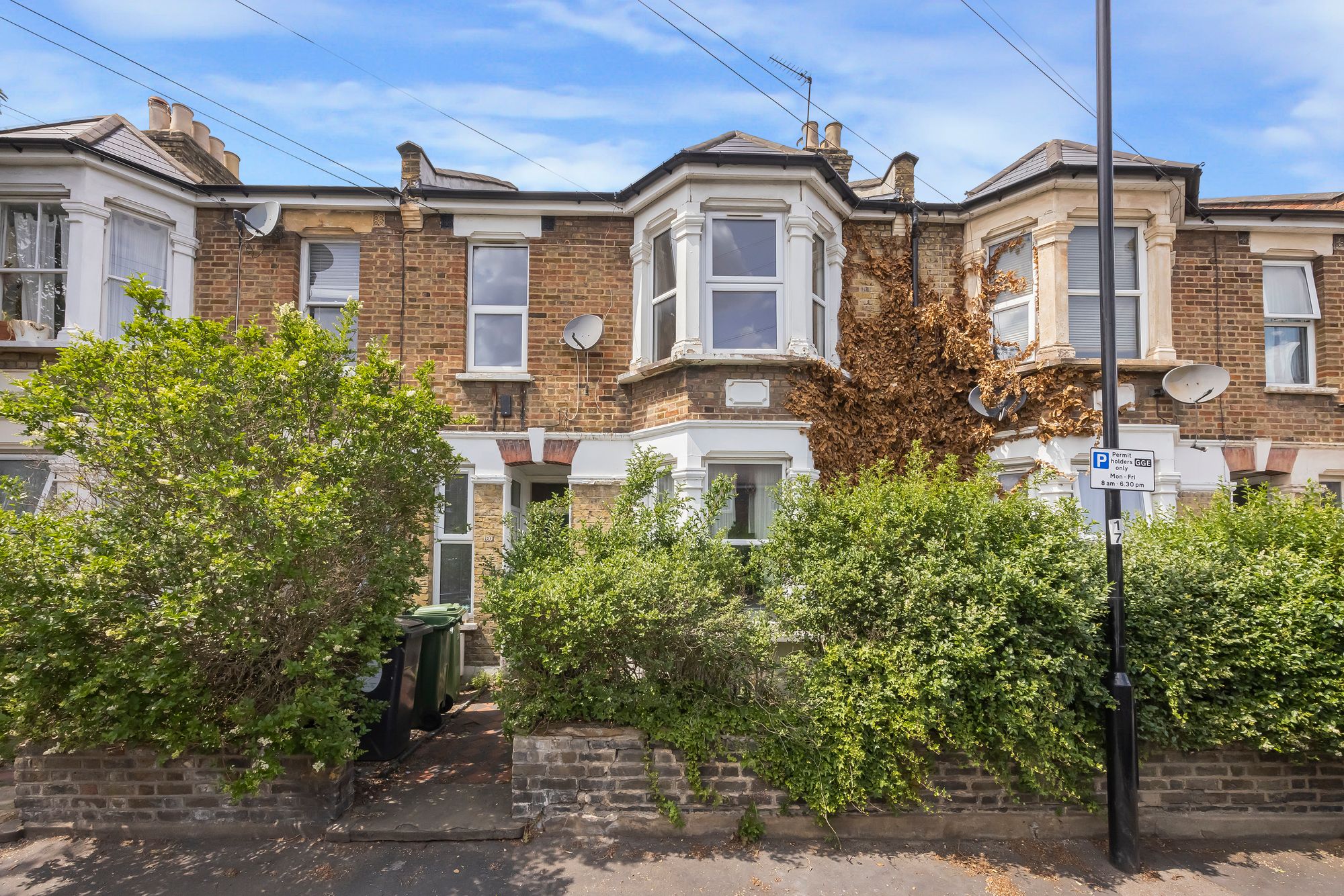 3 bed flat for sale in Murchison Road, Leyton, E10  - Property Image 1