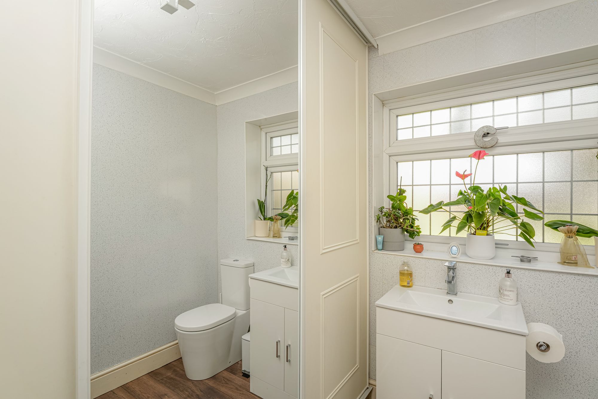 4 bed detached bungalow for sale in Mawney Road, Romford, RM7  - Property Image 17