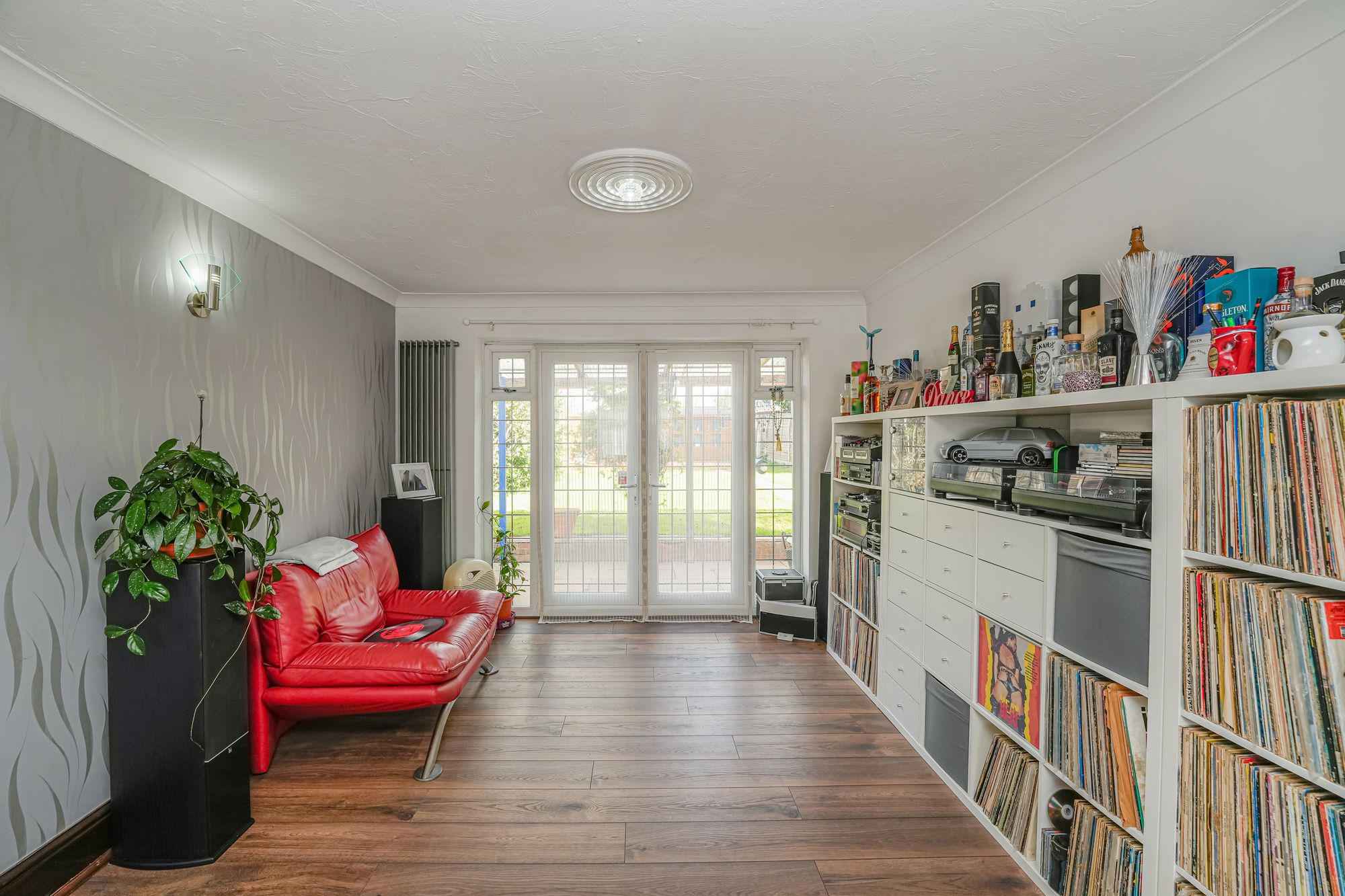 4 bed detached bungalow for sale in Mawney Road, Romford, RM7 8