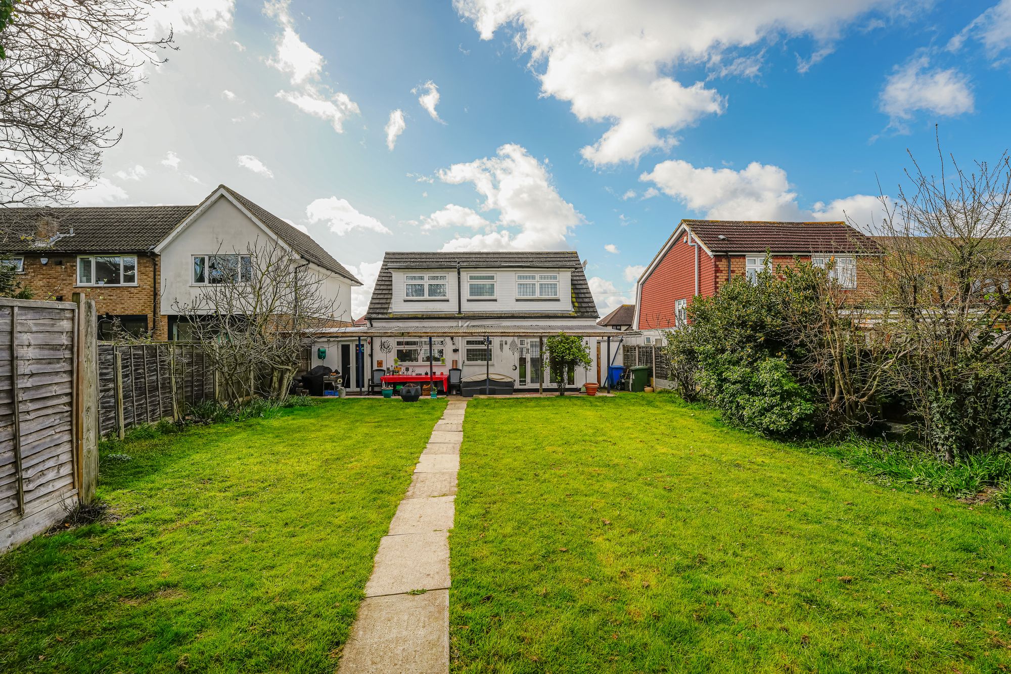4 bed detached bungalow for sale in Mawney Road, Romford, RM7  - Property Image 14