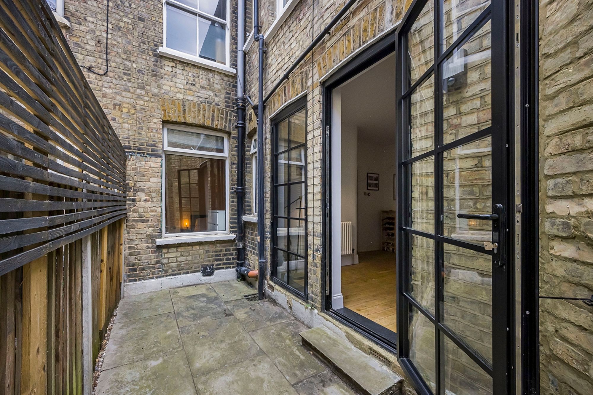 2 bed flat for sale in Newport Road, Leyton, E10  - Property Image 13