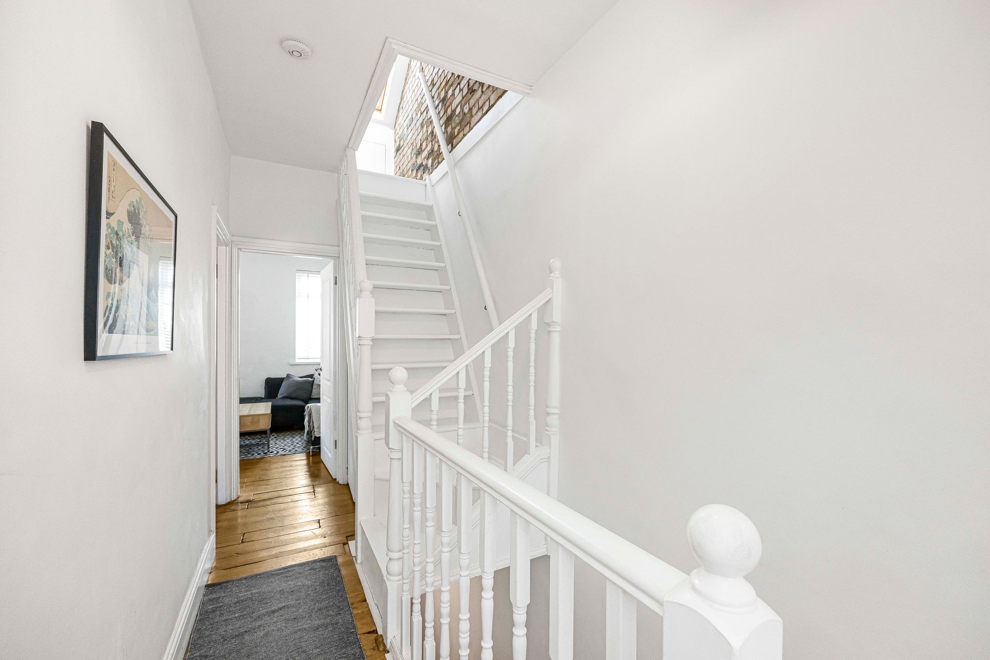 2 bed flat for sale in Francis Road, Leyton, E10  - Property Image 6