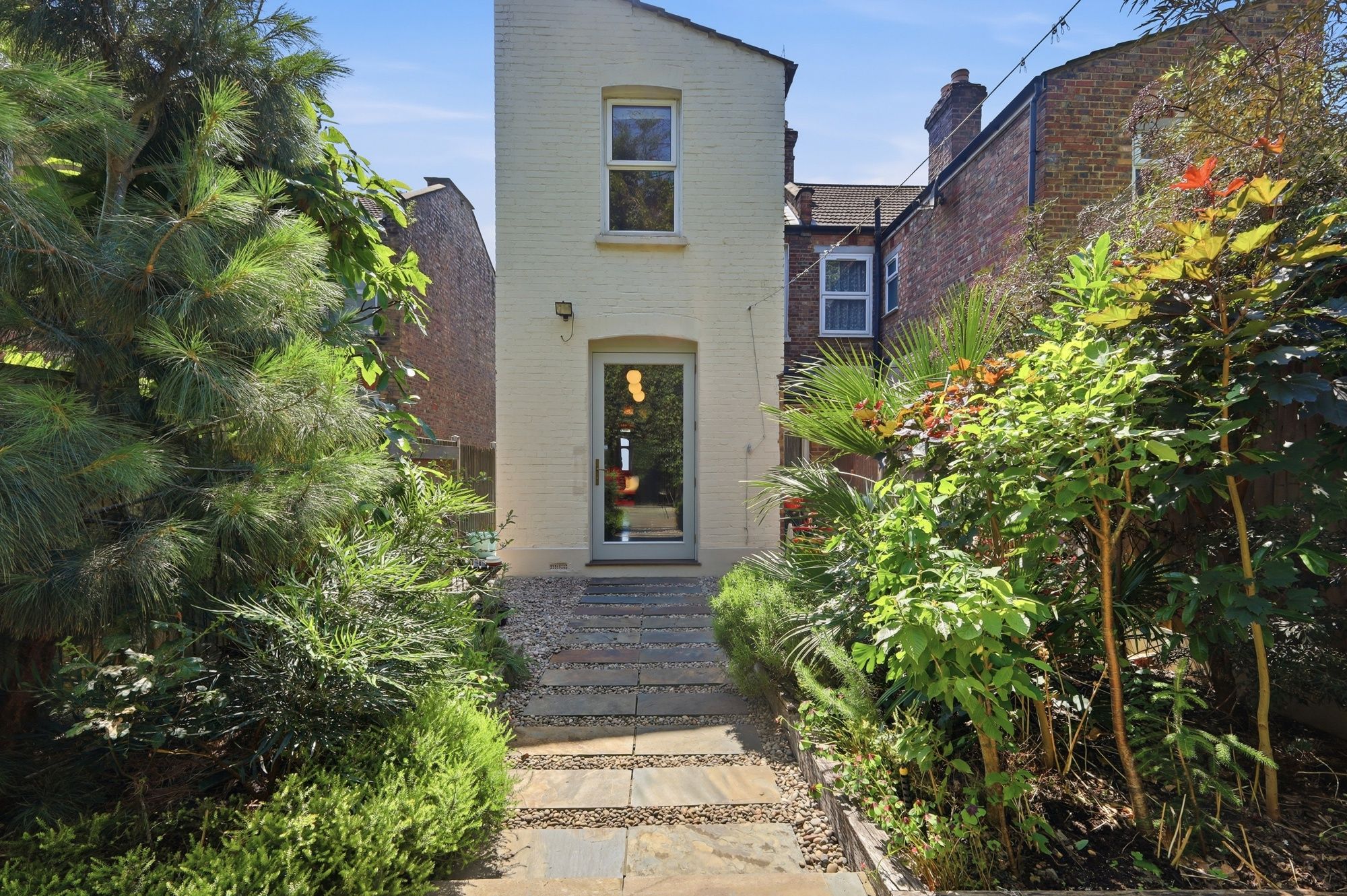 3 bed end of terrace house for sale in Pretoria Road, Leytonstone, E11 22
