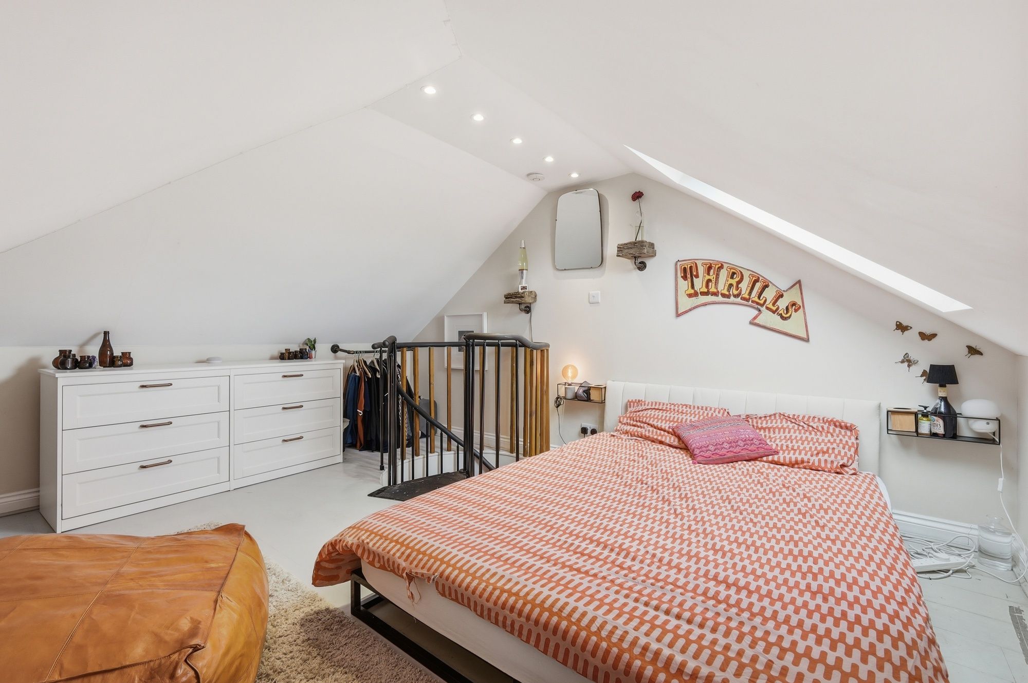 3 bed flat for sale in Lawton Road, London, E10  - Property Image 15