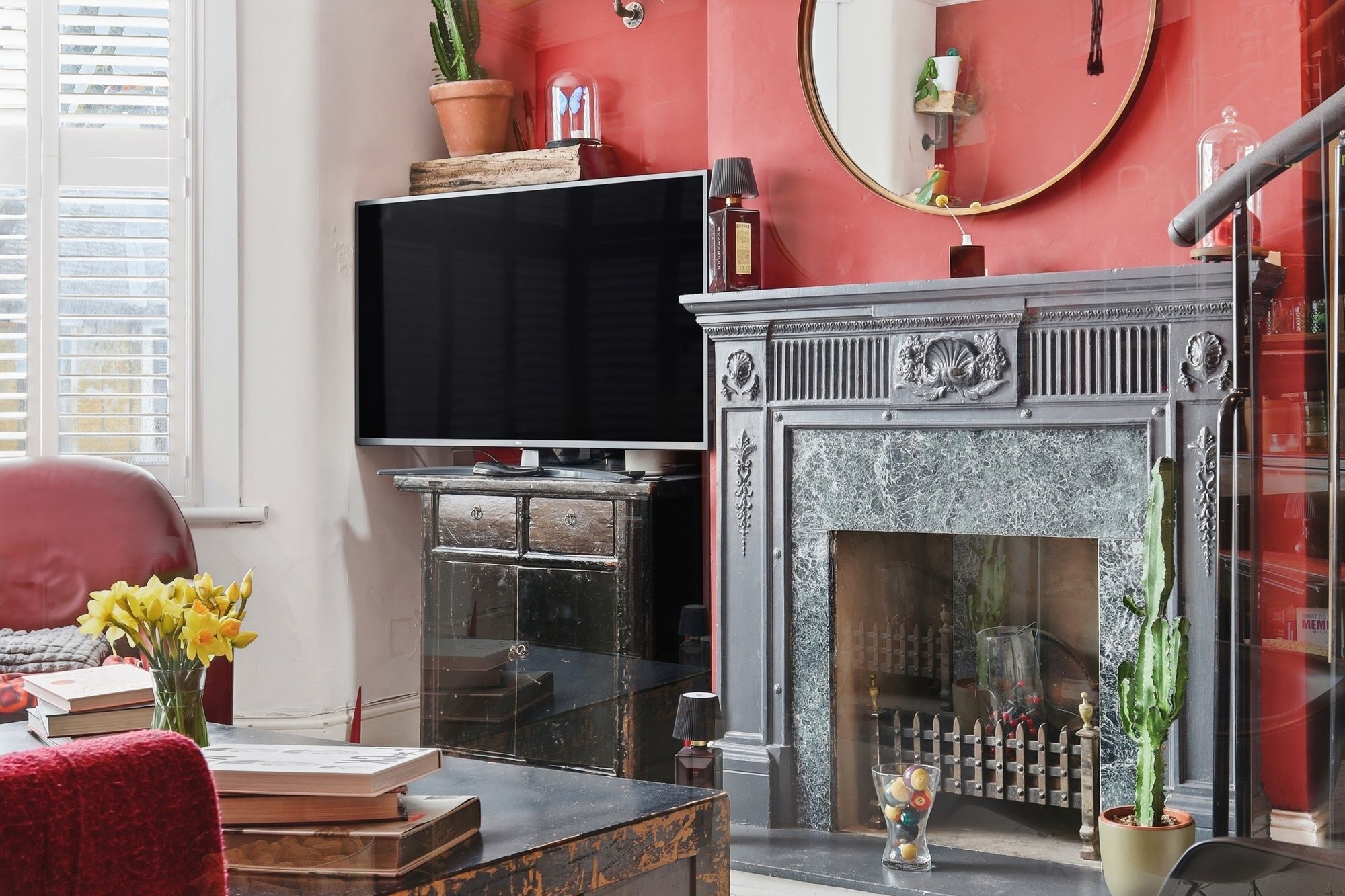 3 bed flat for sale in Lawton Road, London, E10  - Property Image 4