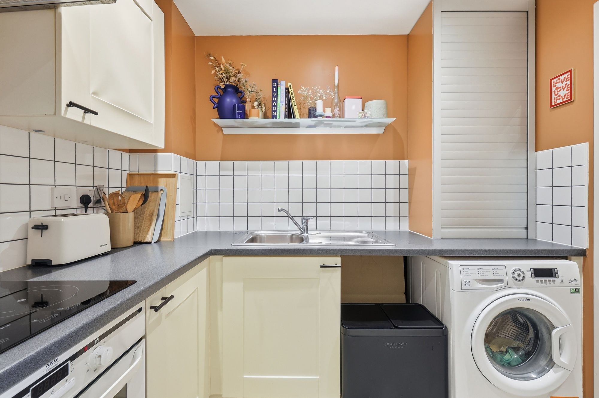 2 bed flat for sale in Brisbane Road, Kitchen Court, Leyton, E10 8