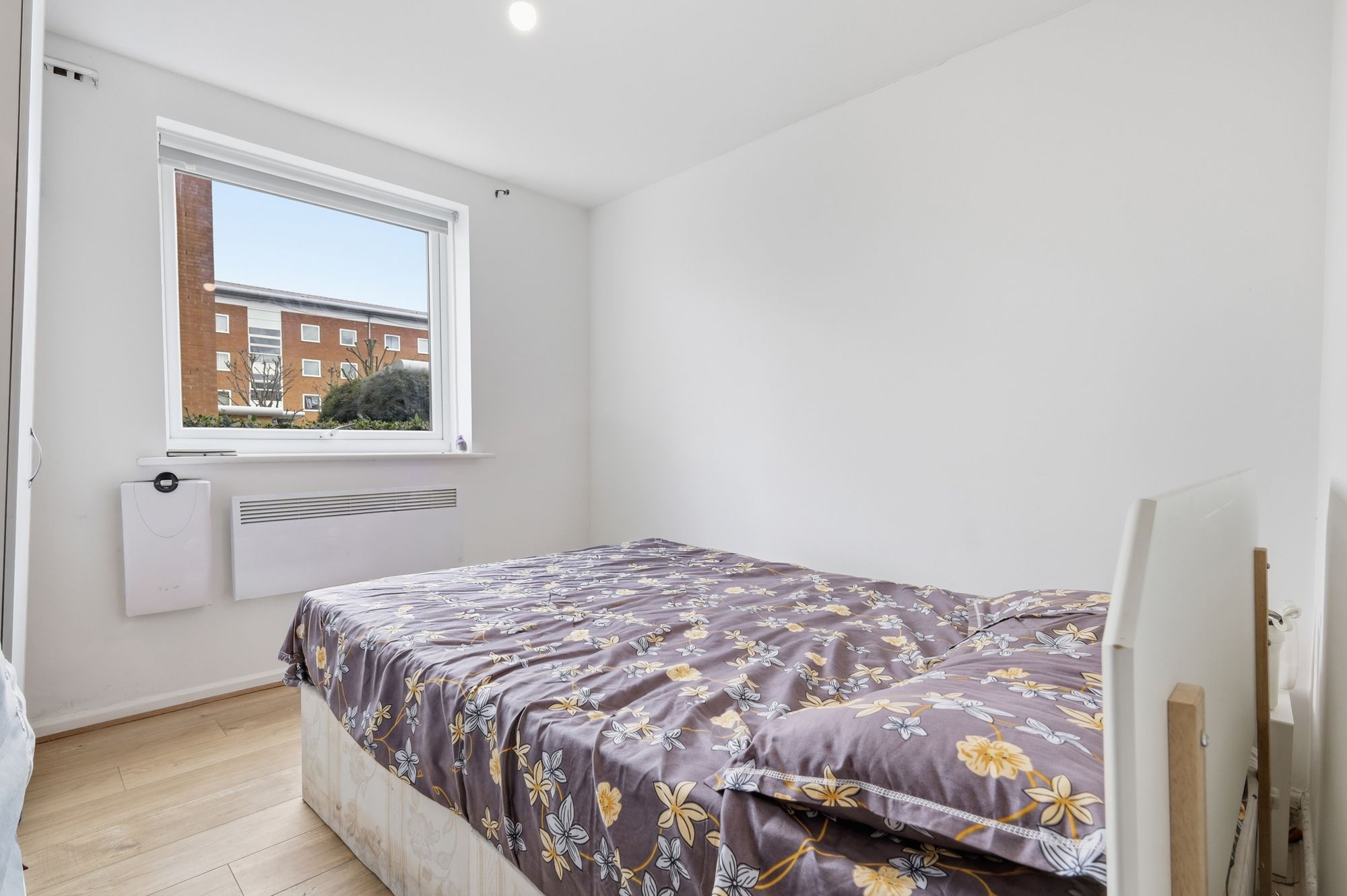 1 bed flat for sale in Felixstowe Court, London, E16  - Property Image 7