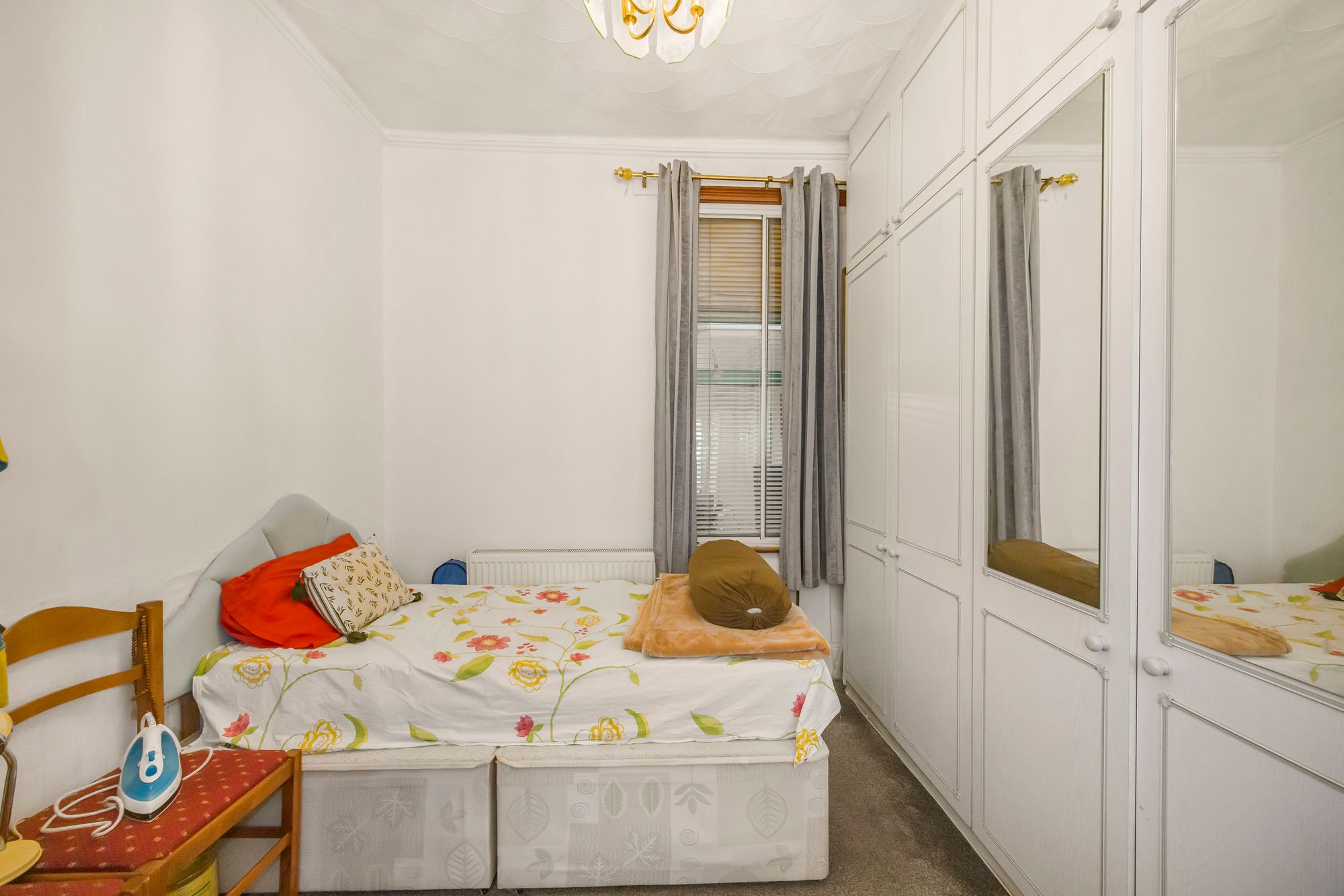 3 bed mid-terraced house for sale in Goodall Road, London, E11  - Property Image 11