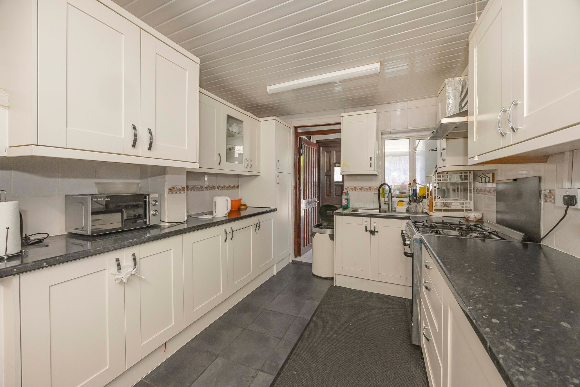 3 bed mid-terraced house for sale in Goodall Road, London, E11 3